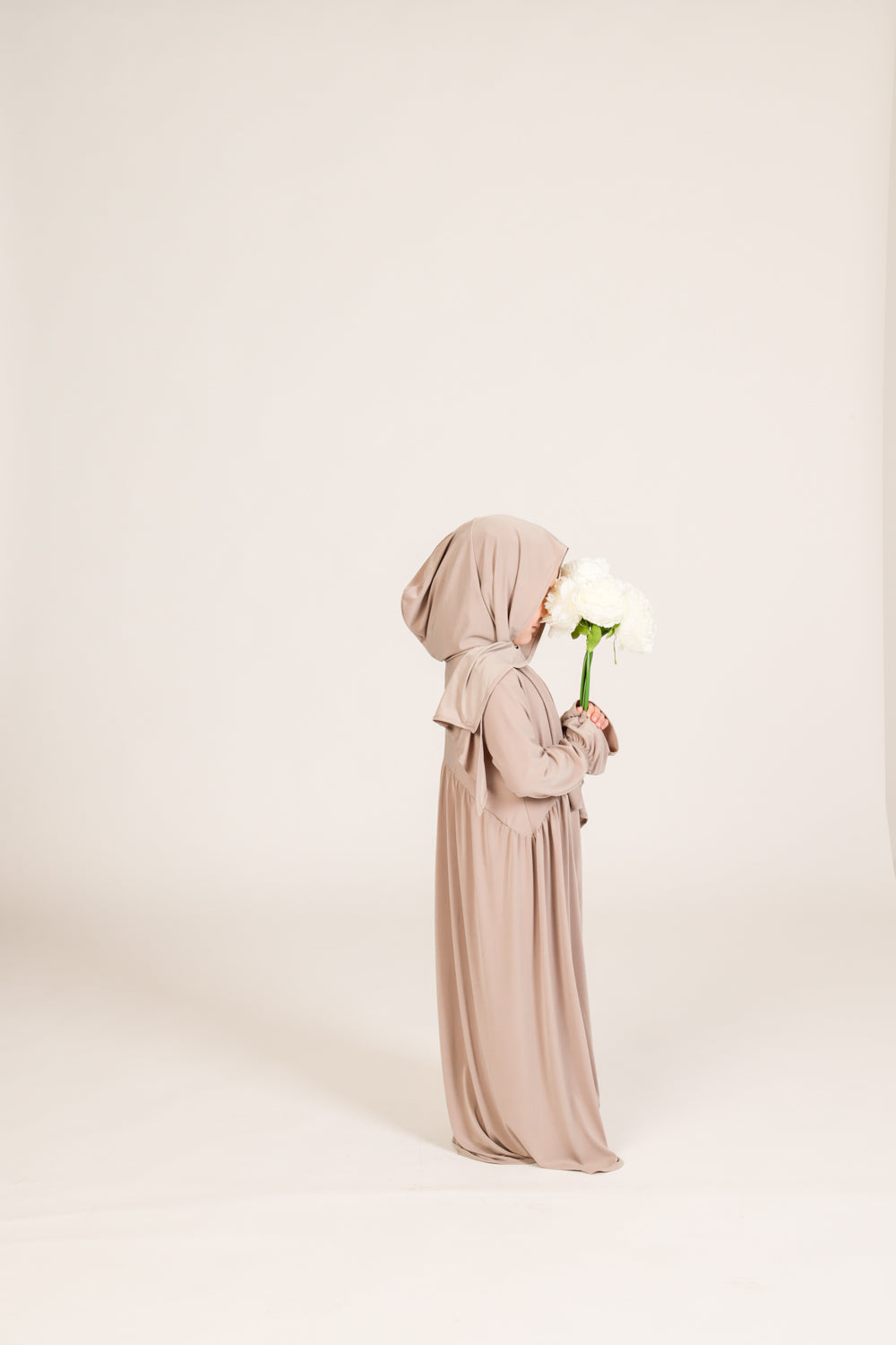 Abaya Nur mit integriertem Hijab, Kinder Sandy