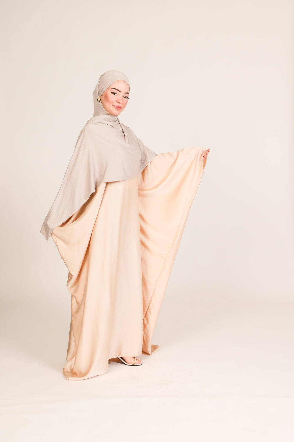 Abaya - Zain, Seidensatin
