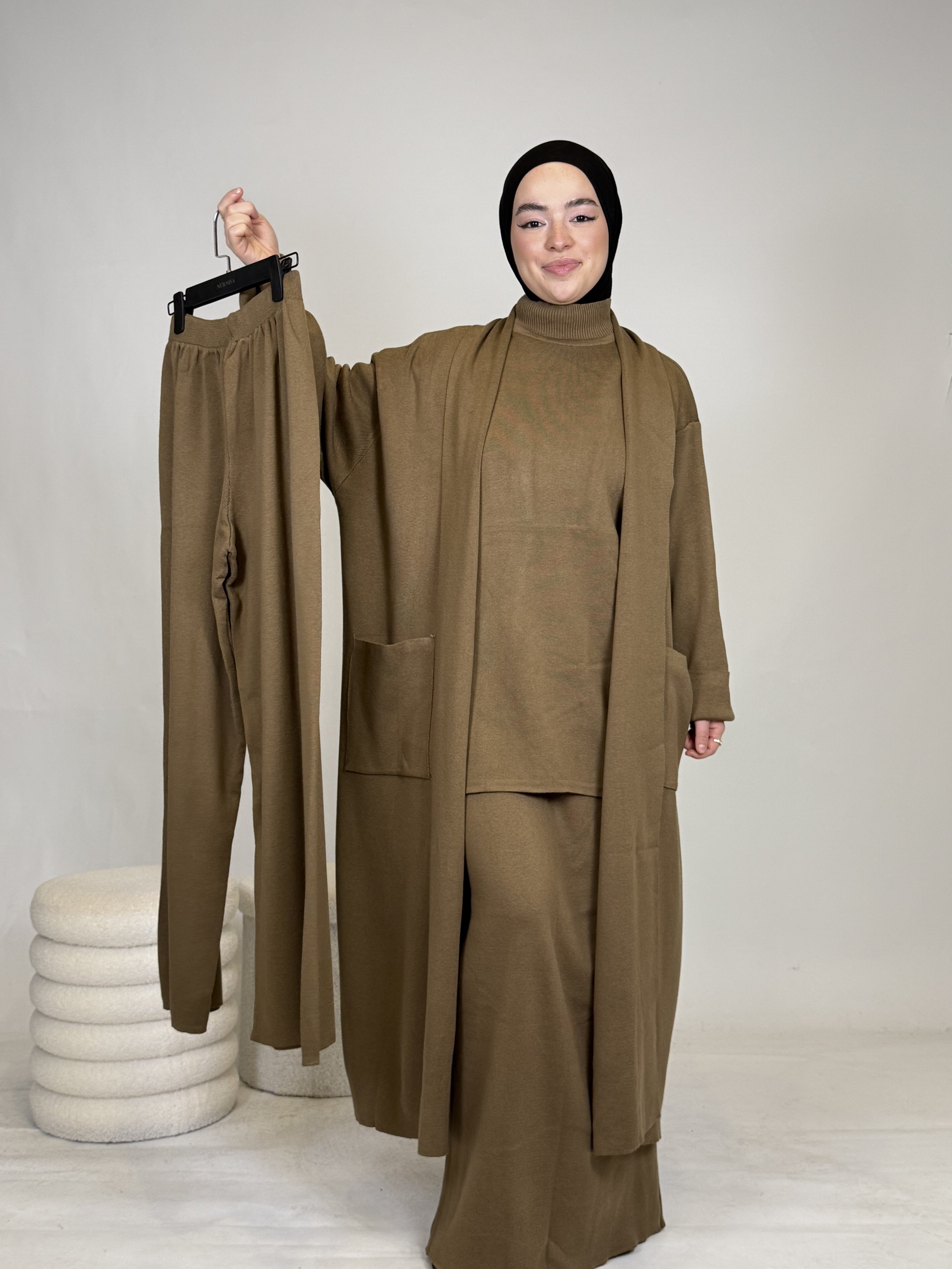 4 Teiler Set - Rock, Hose, Innenteil, Jacke