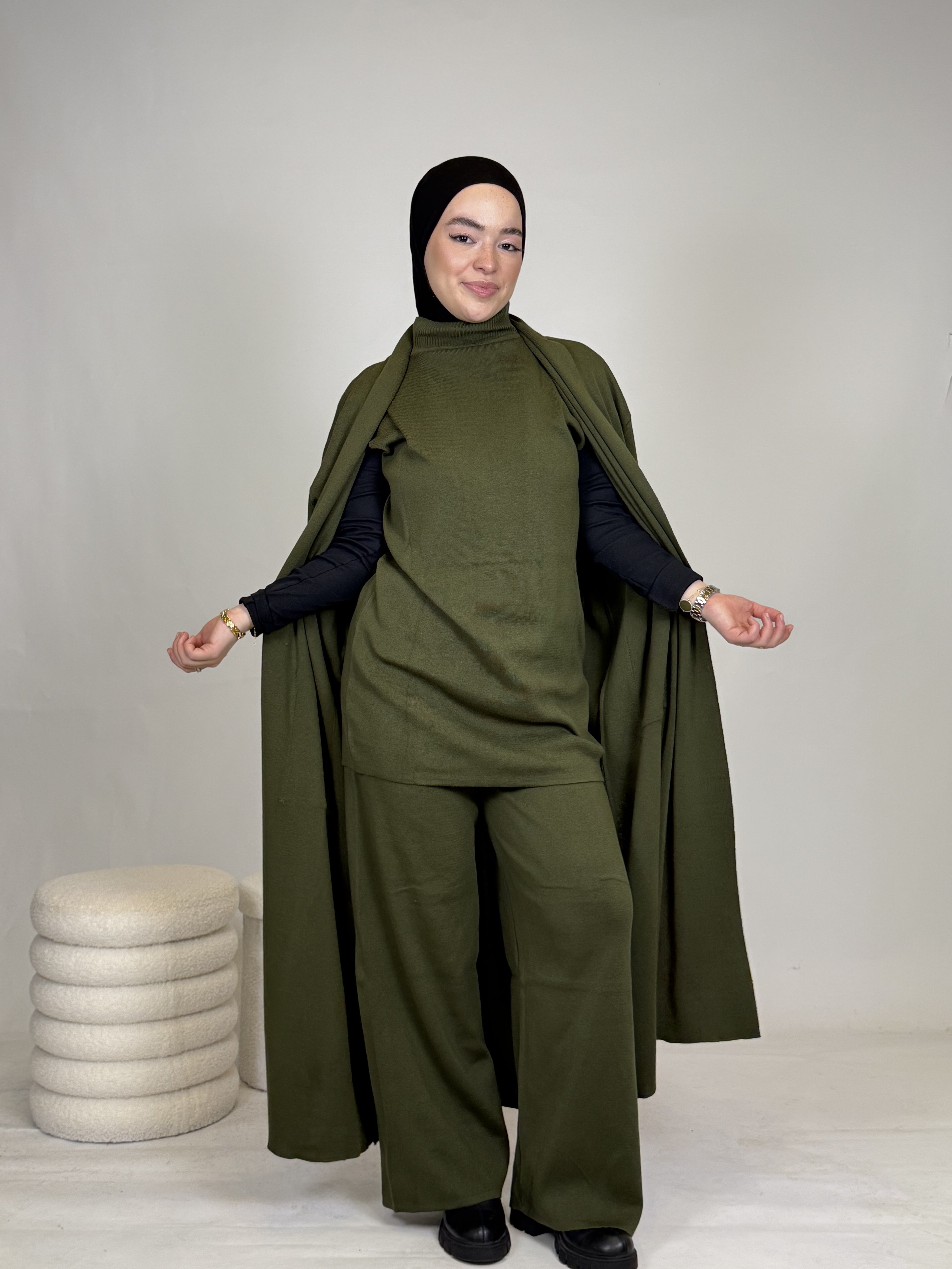 4 Teiler Set - Rock, Hose, Innenteil, Jacke