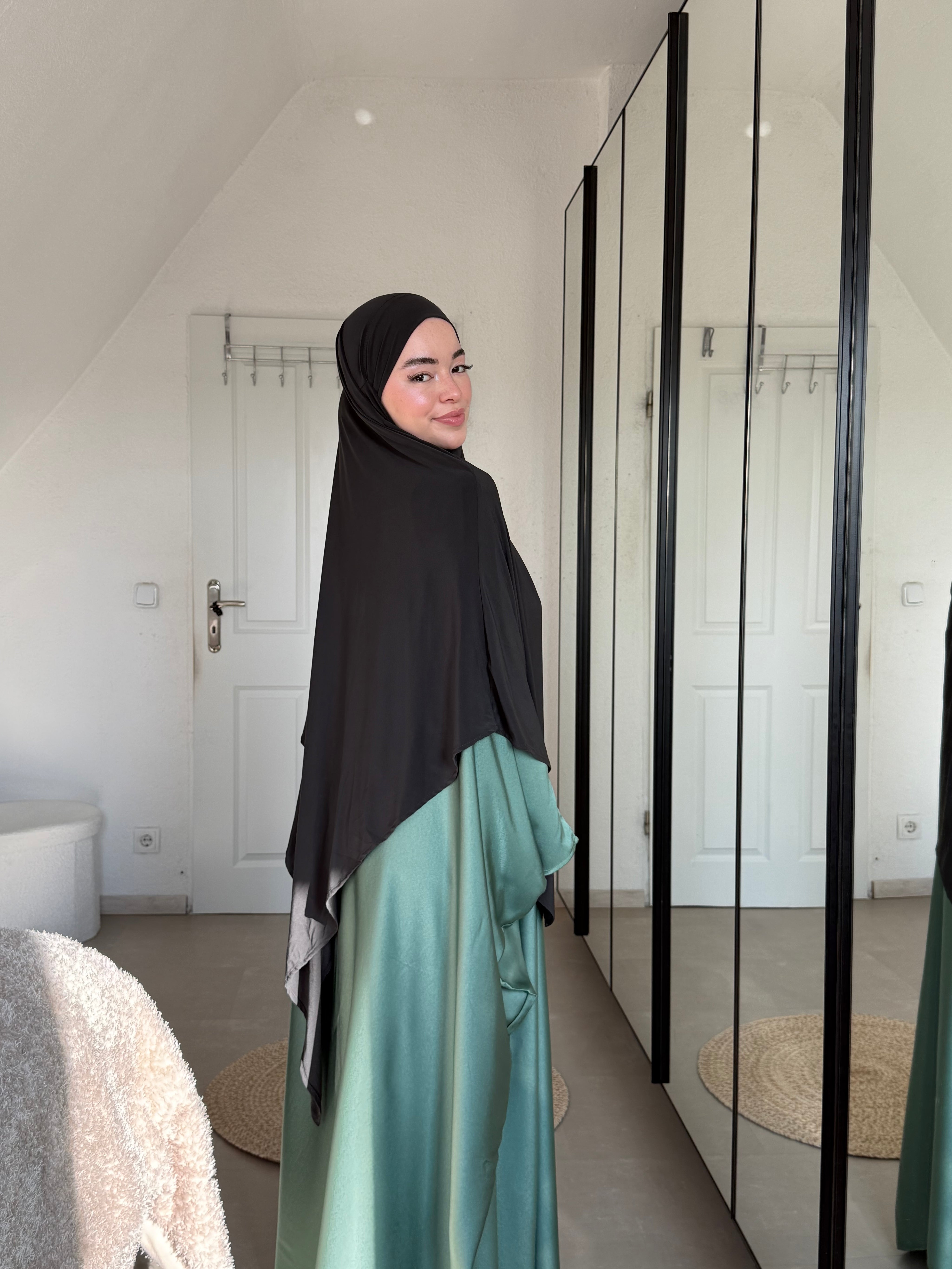 Abaya Satin & Khimar Jersey Set
