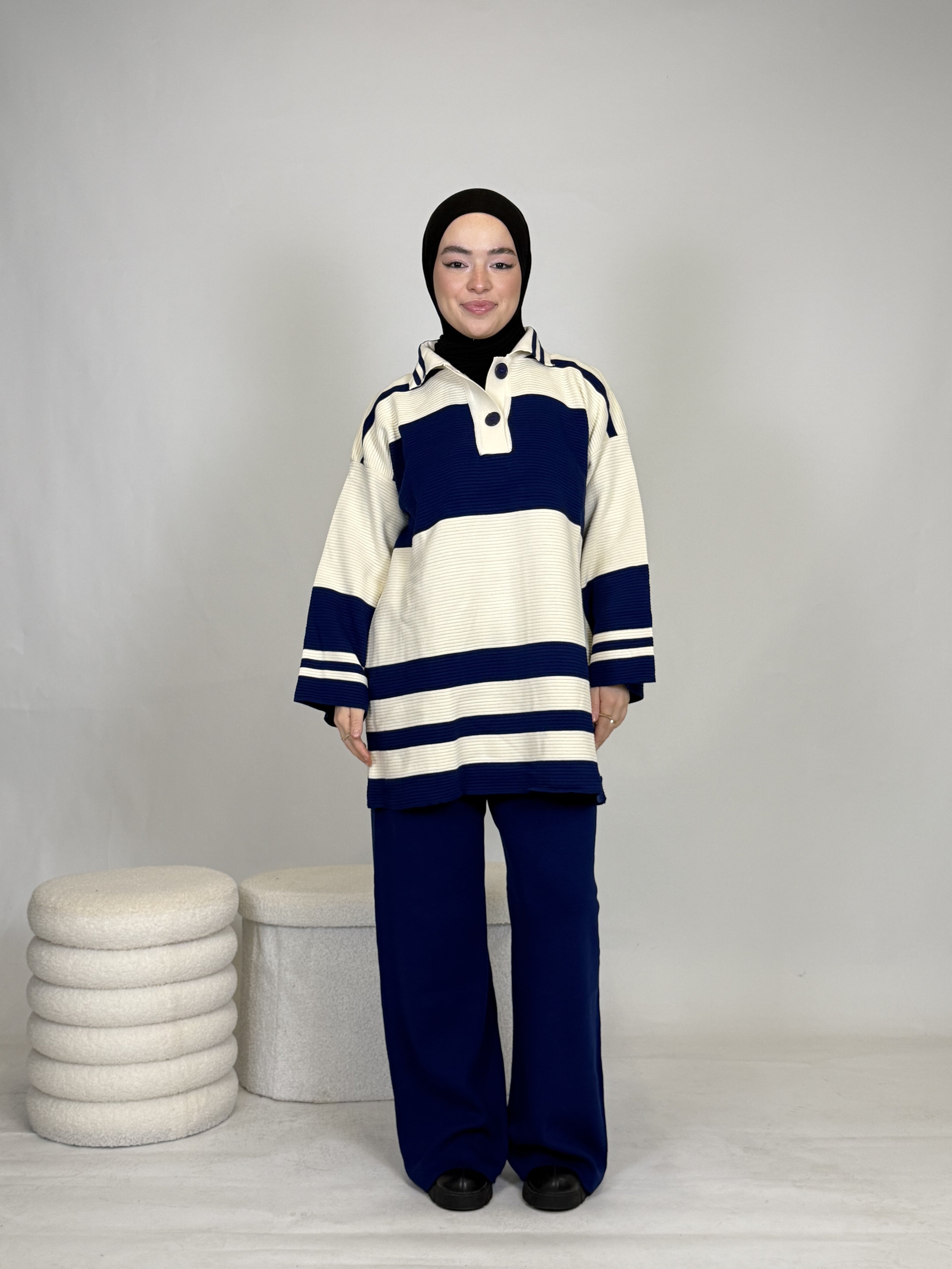 Zweiteiler gestreift