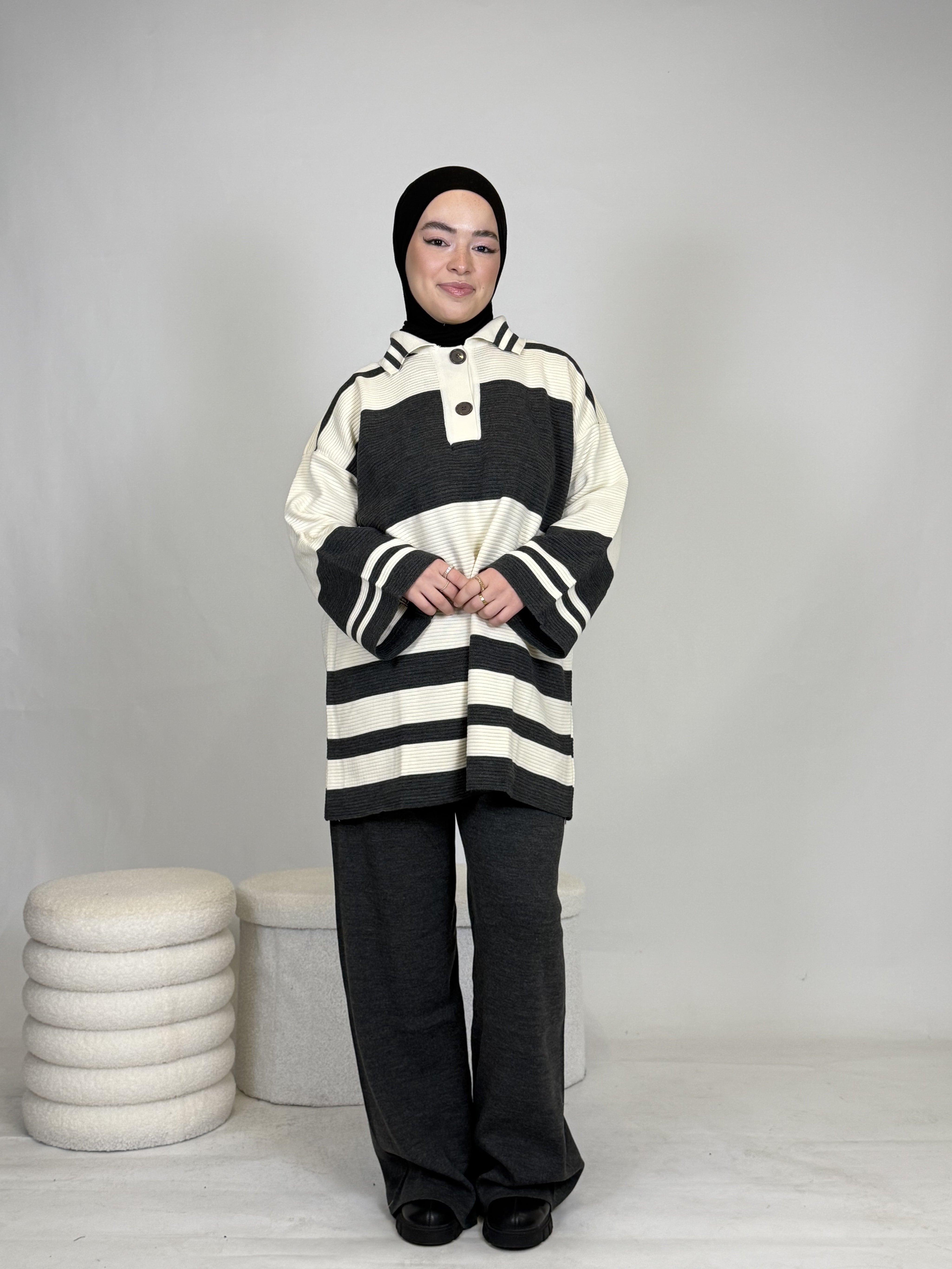 Zweiteiler gestreift