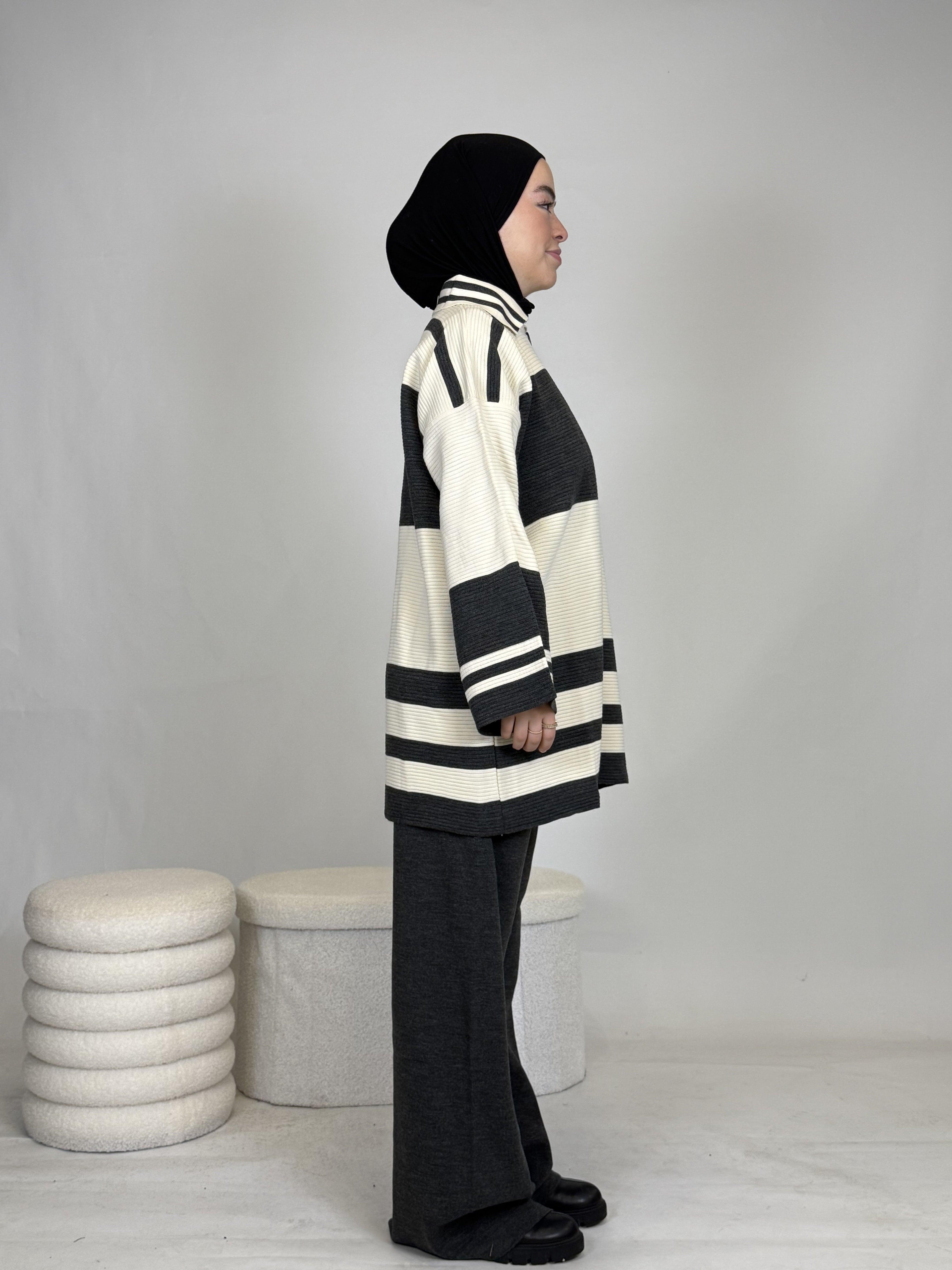 Zweiteiler gestreift