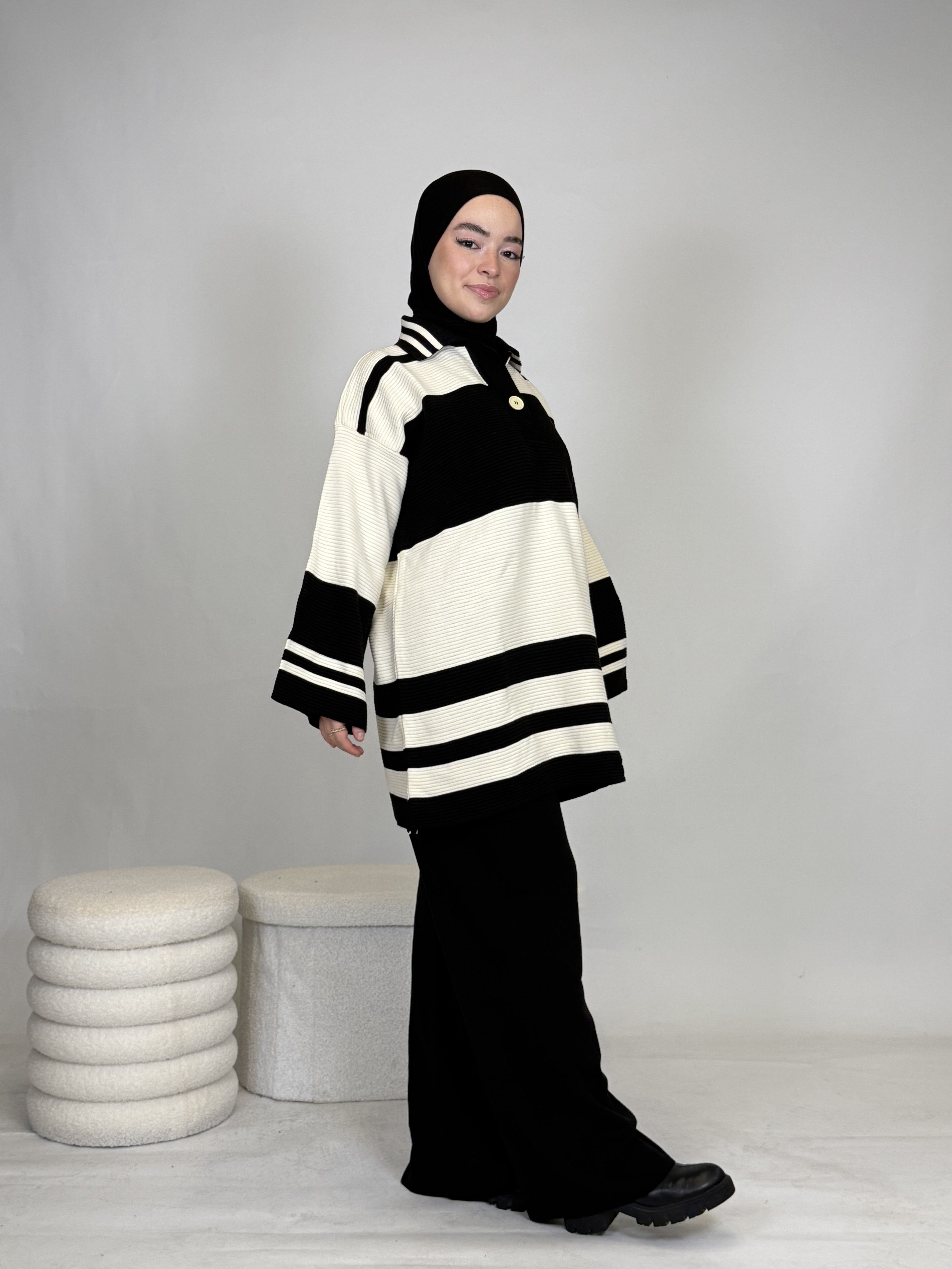 Zweiteiler gestreift