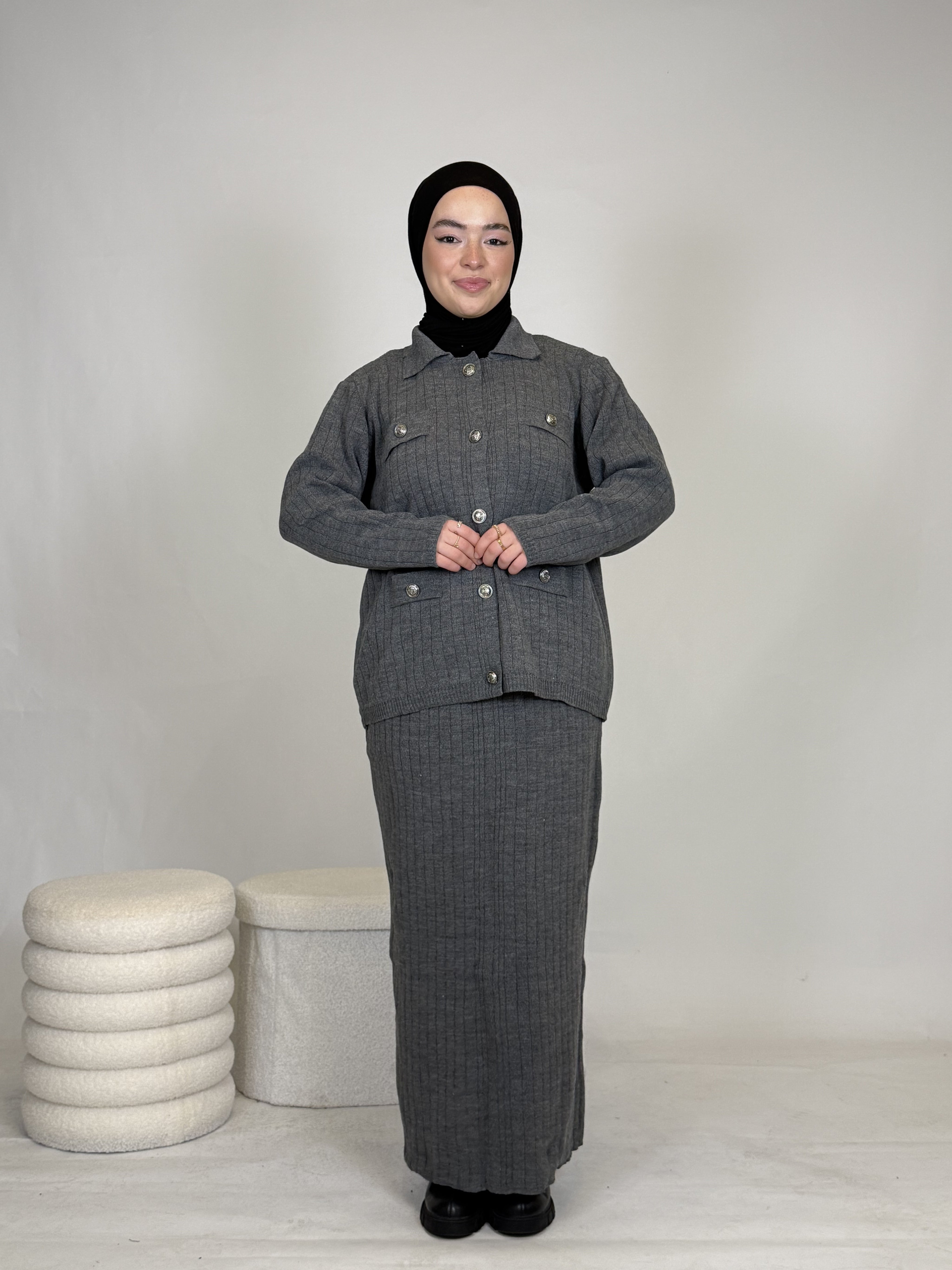 Zweiteiler - Rock & Oberteil mit Knöpfen