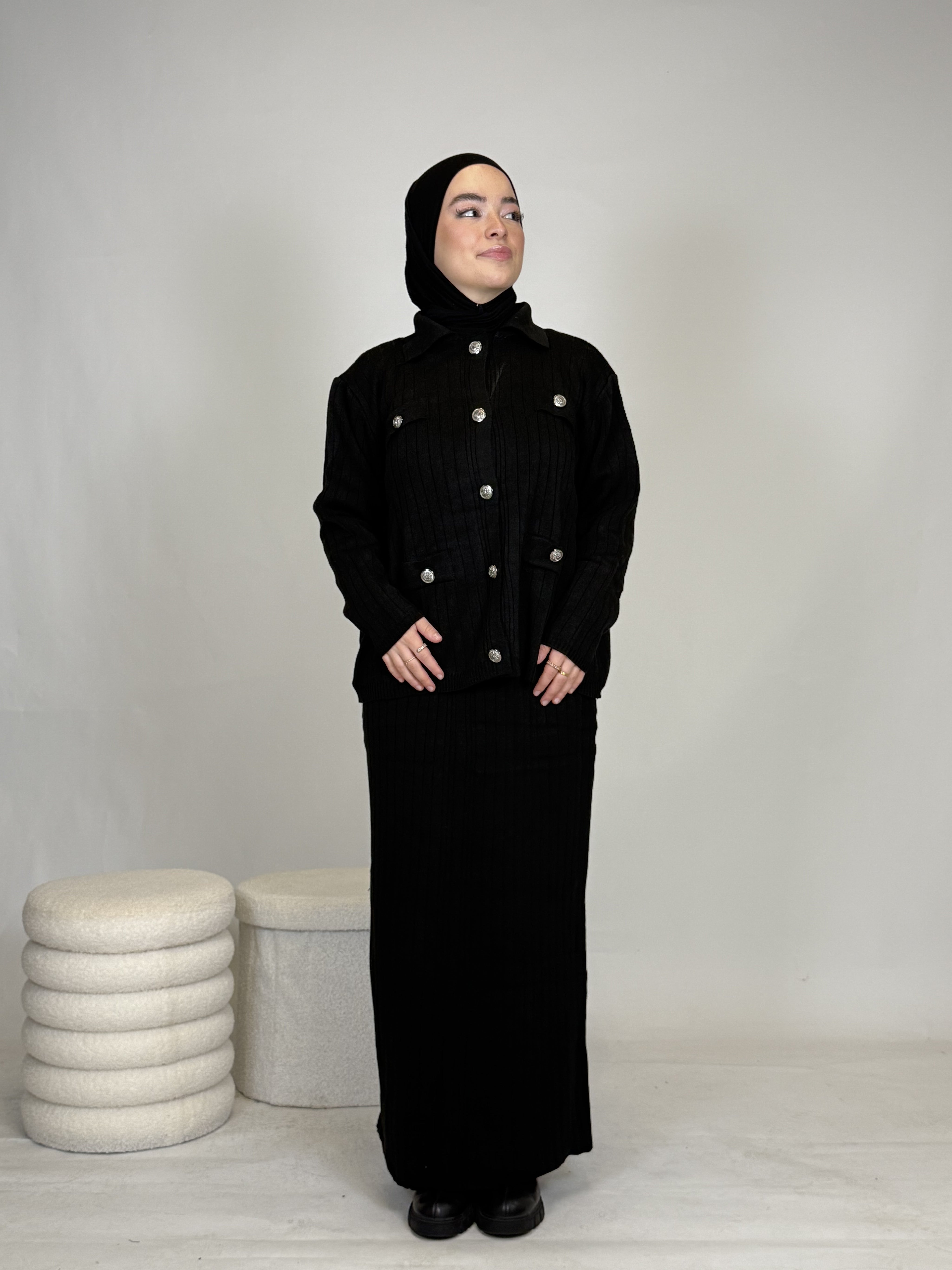 Zweiteiler - Rock & Oberteil mit Knöpfen