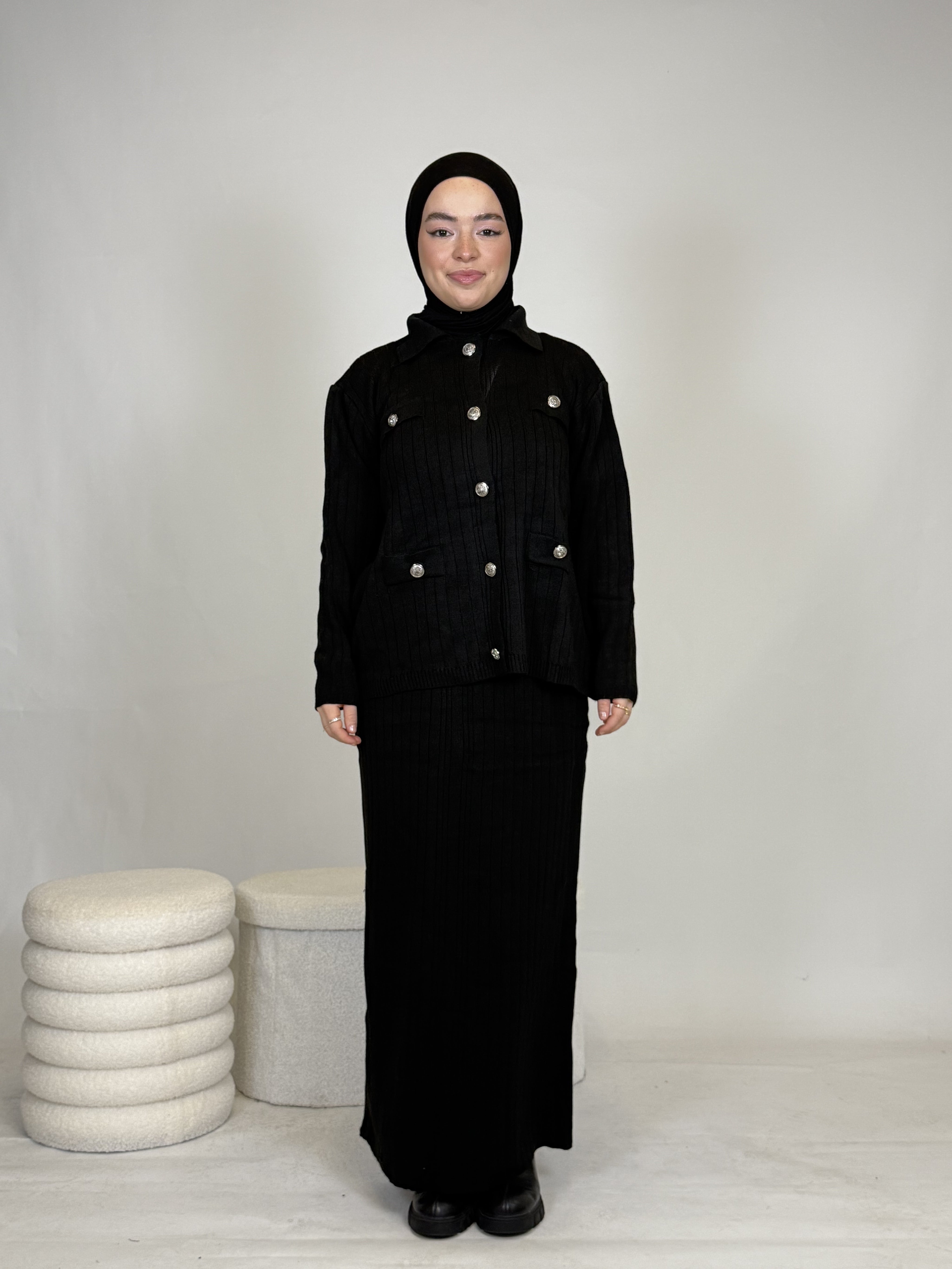 Zweiteiler - Rock & Oberteil mit Knöpfen