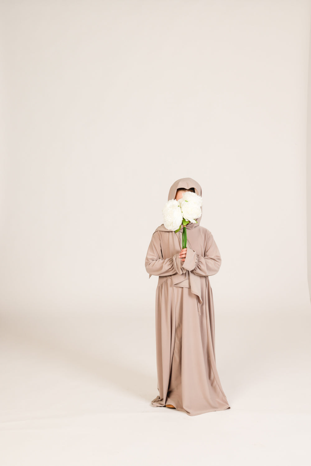 Abaya Nur mit integriertem Hijab, Kinder Sandy