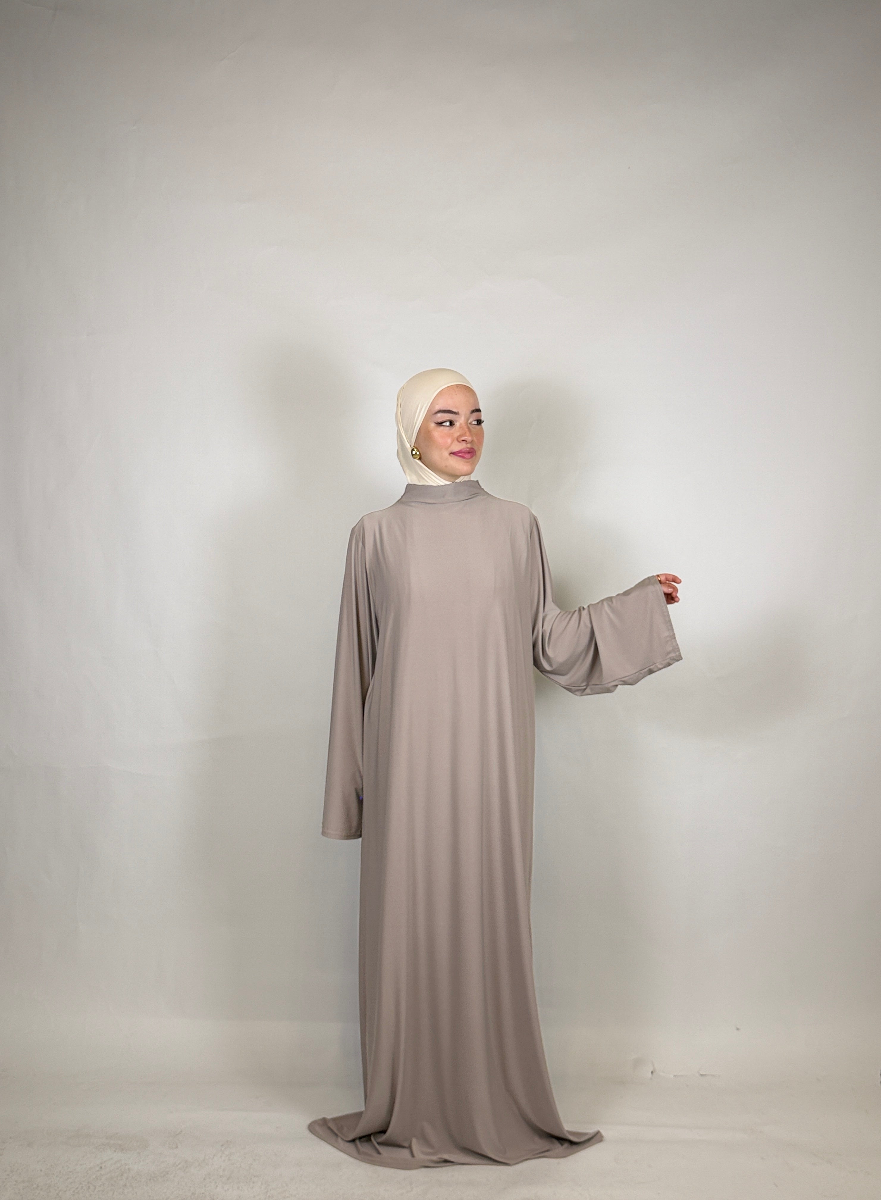 Essential Comfort Abaya