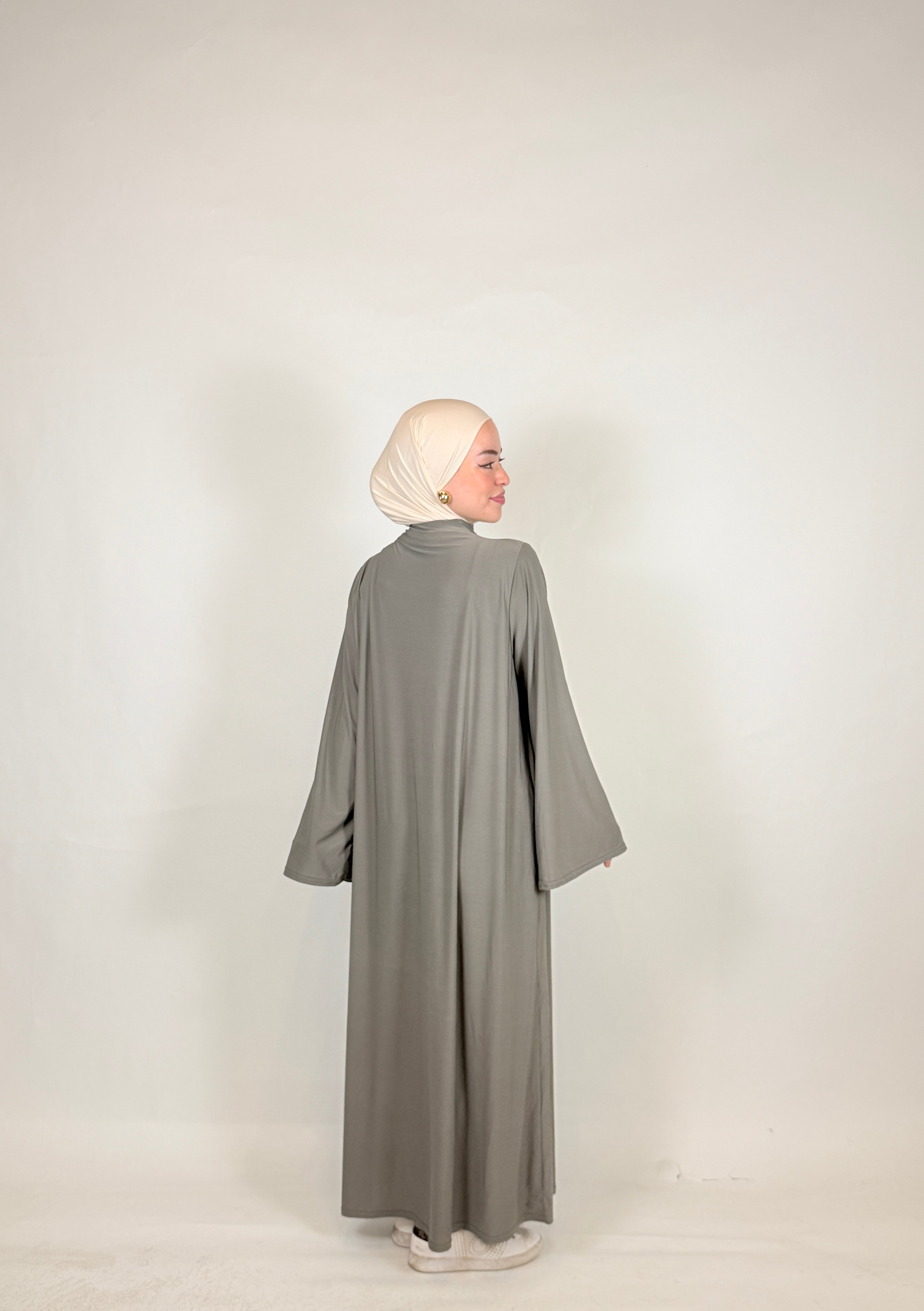 Essential Comfort Abaya