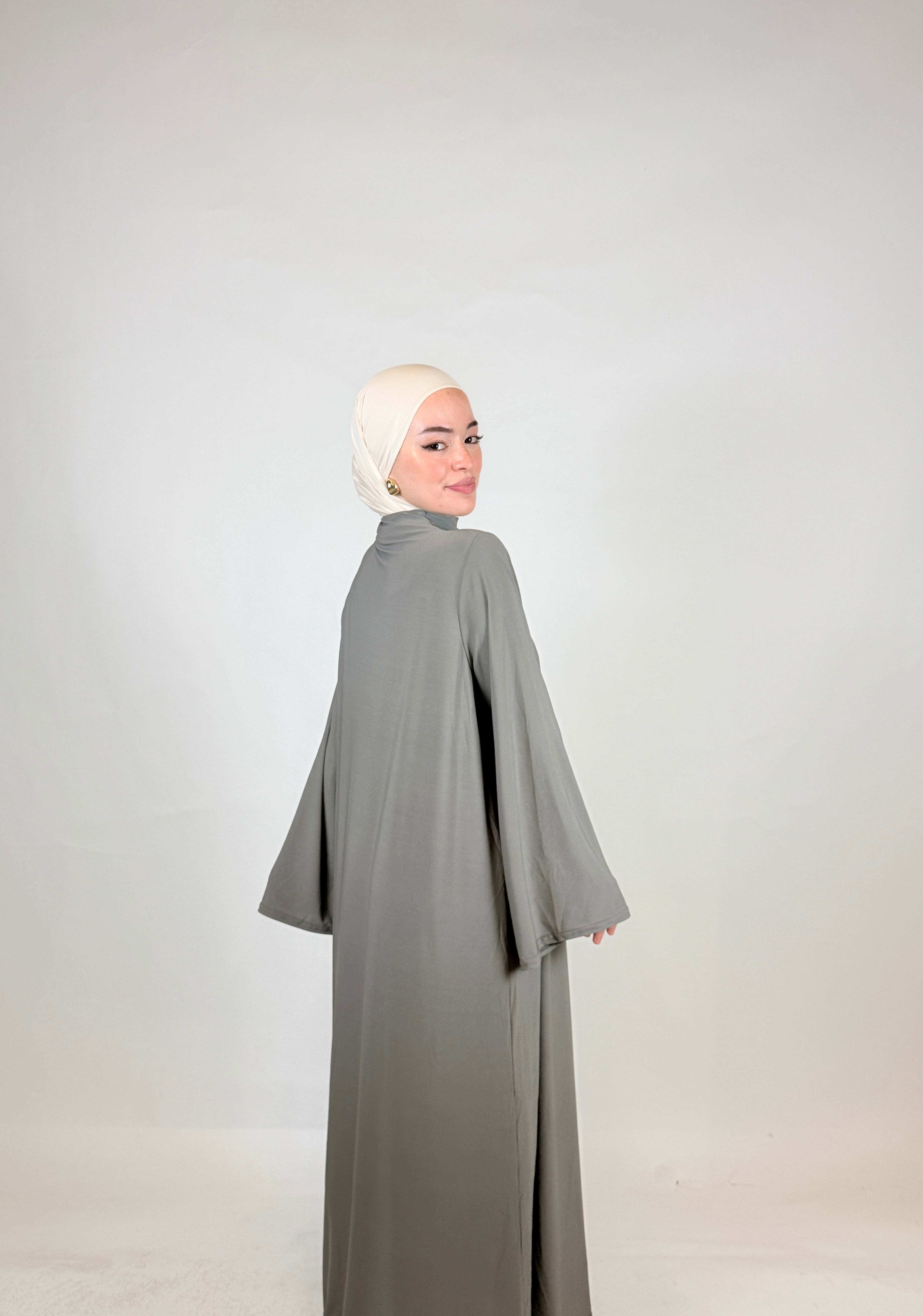 Essential Comfort Abaya