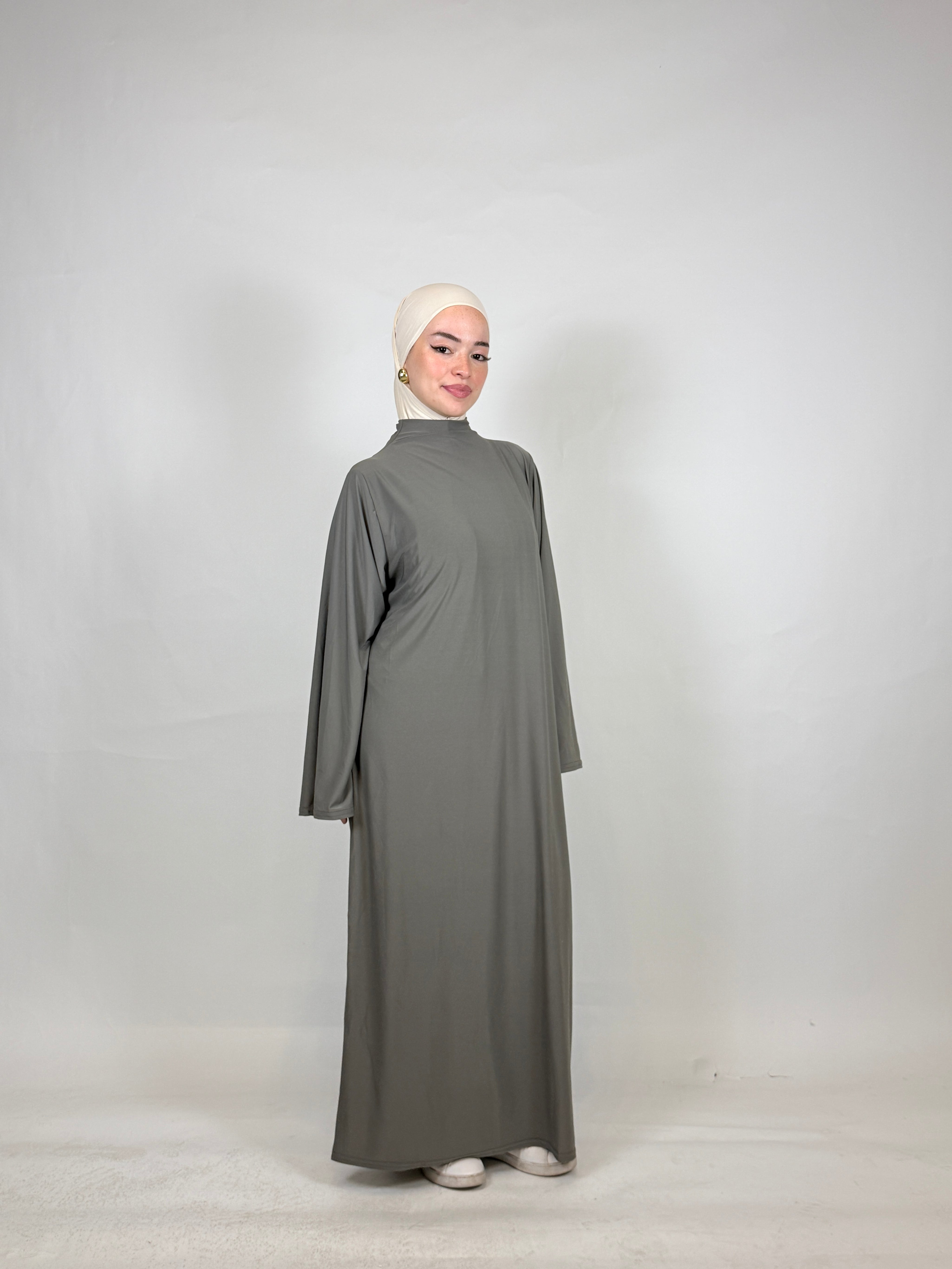 Essential Comfort Abaya