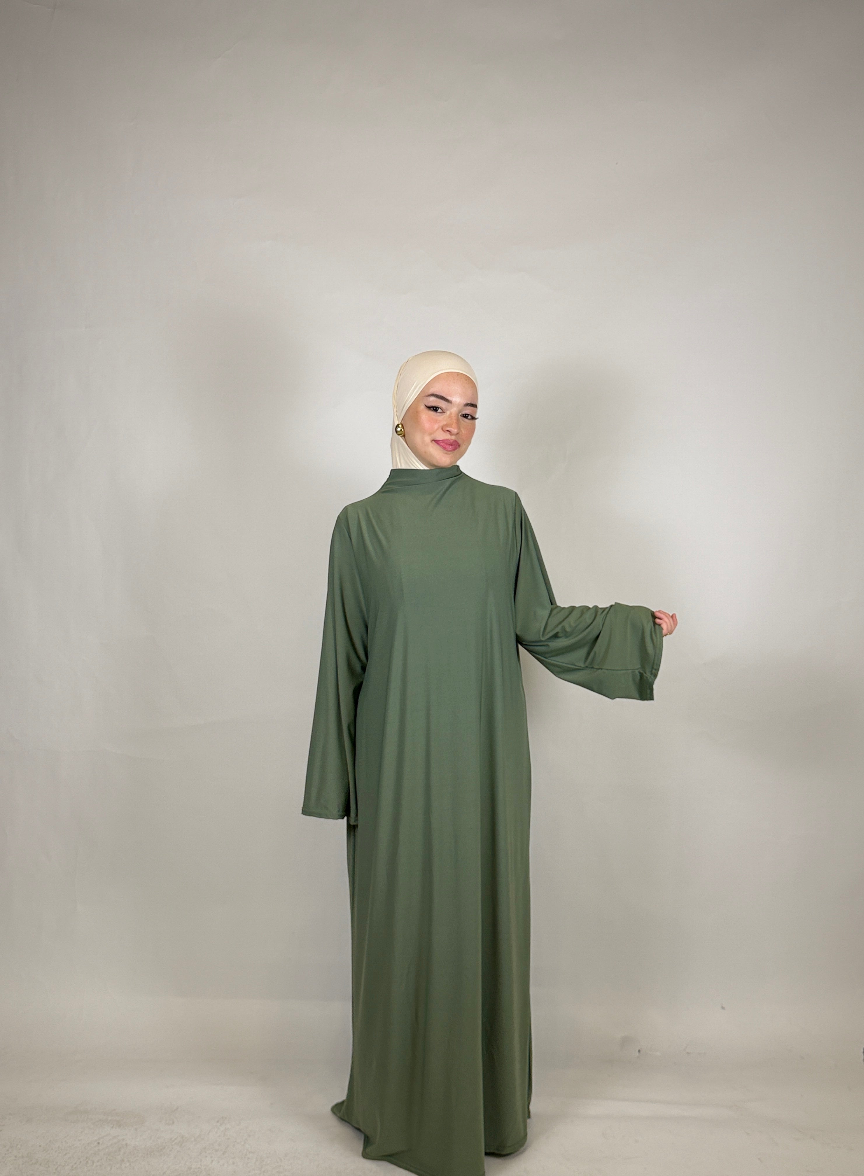 Essential Comfort Abaya