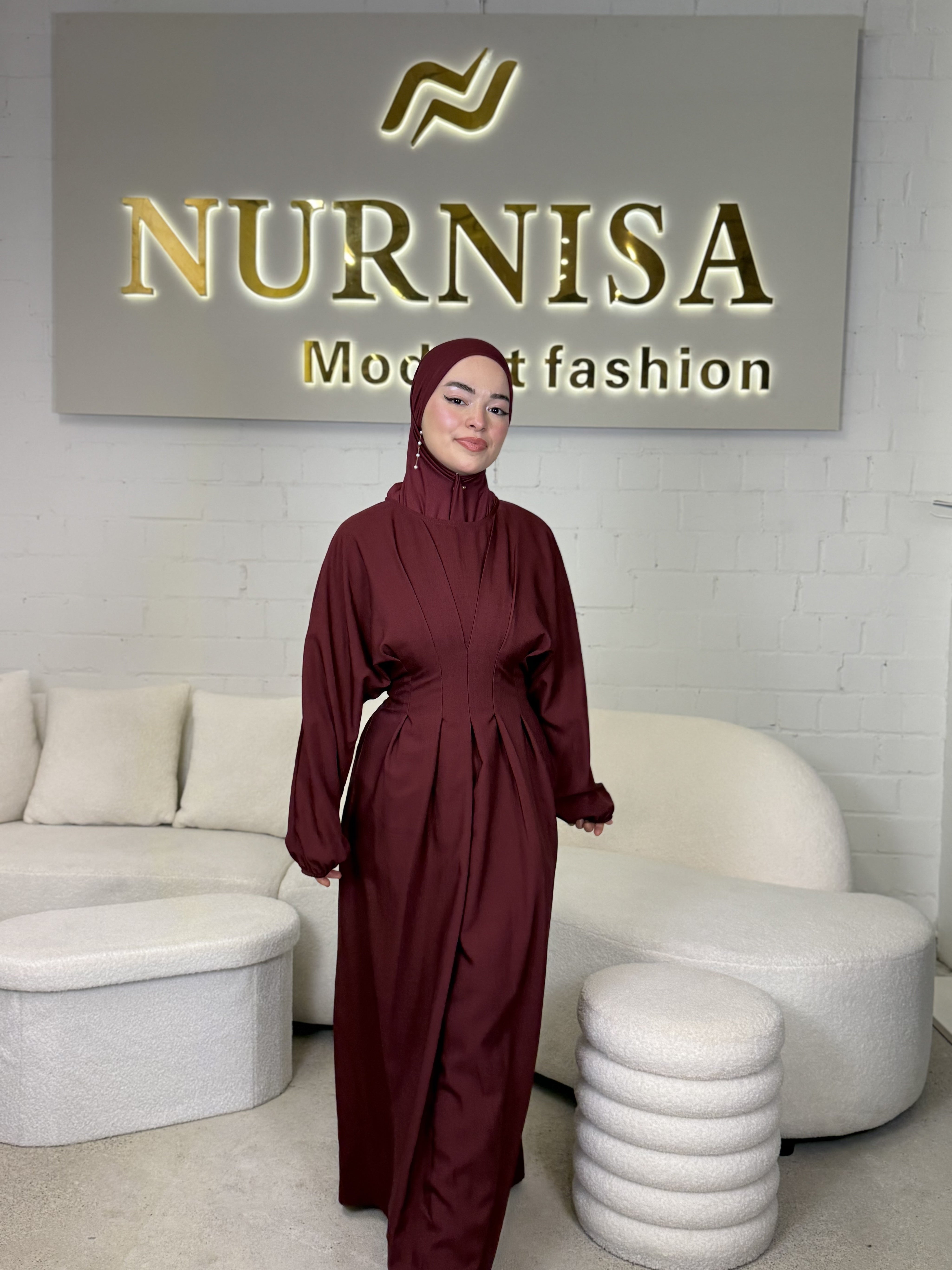 Elegant Flow Abaya