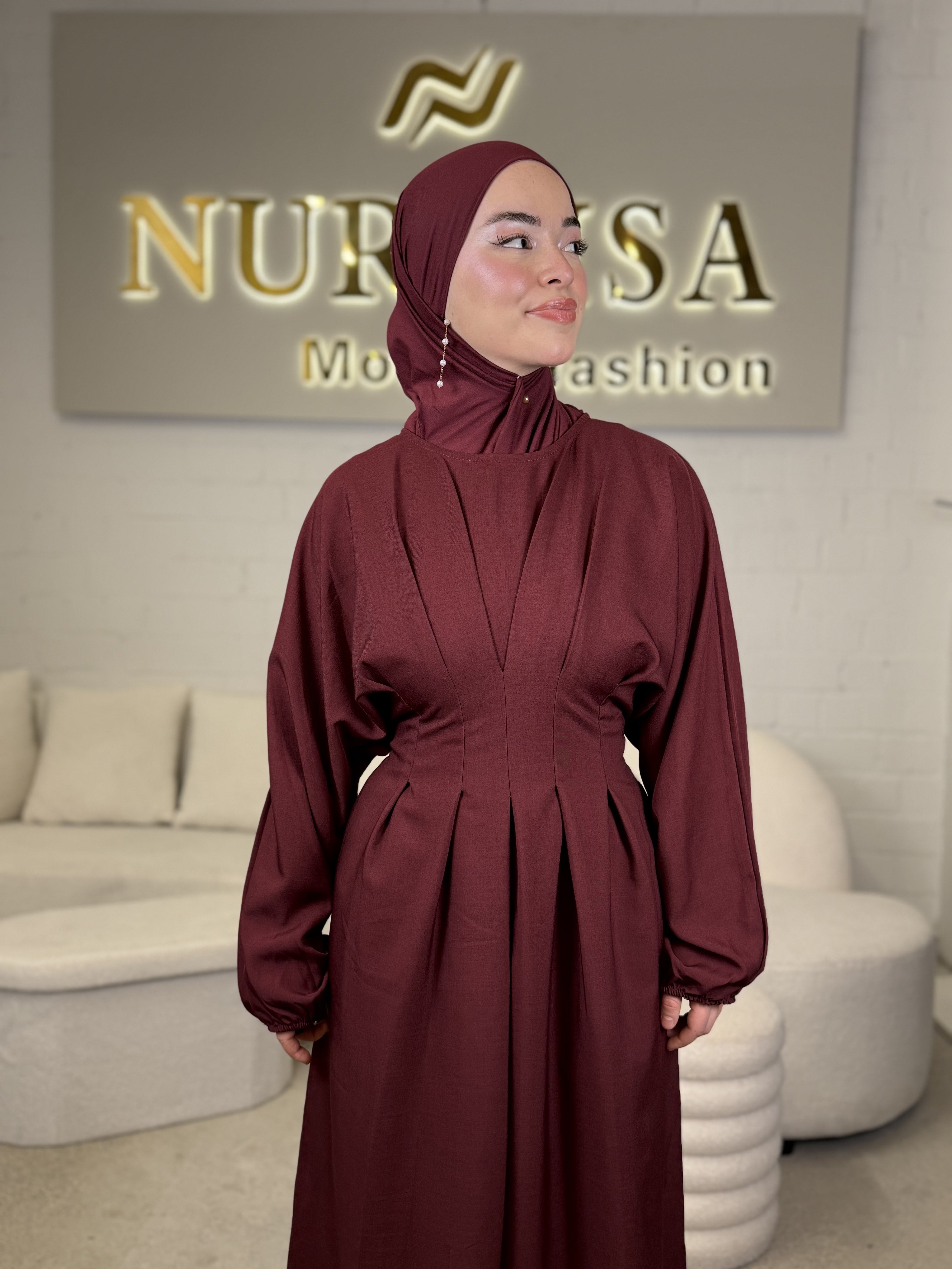 Elegant Flow Abaya