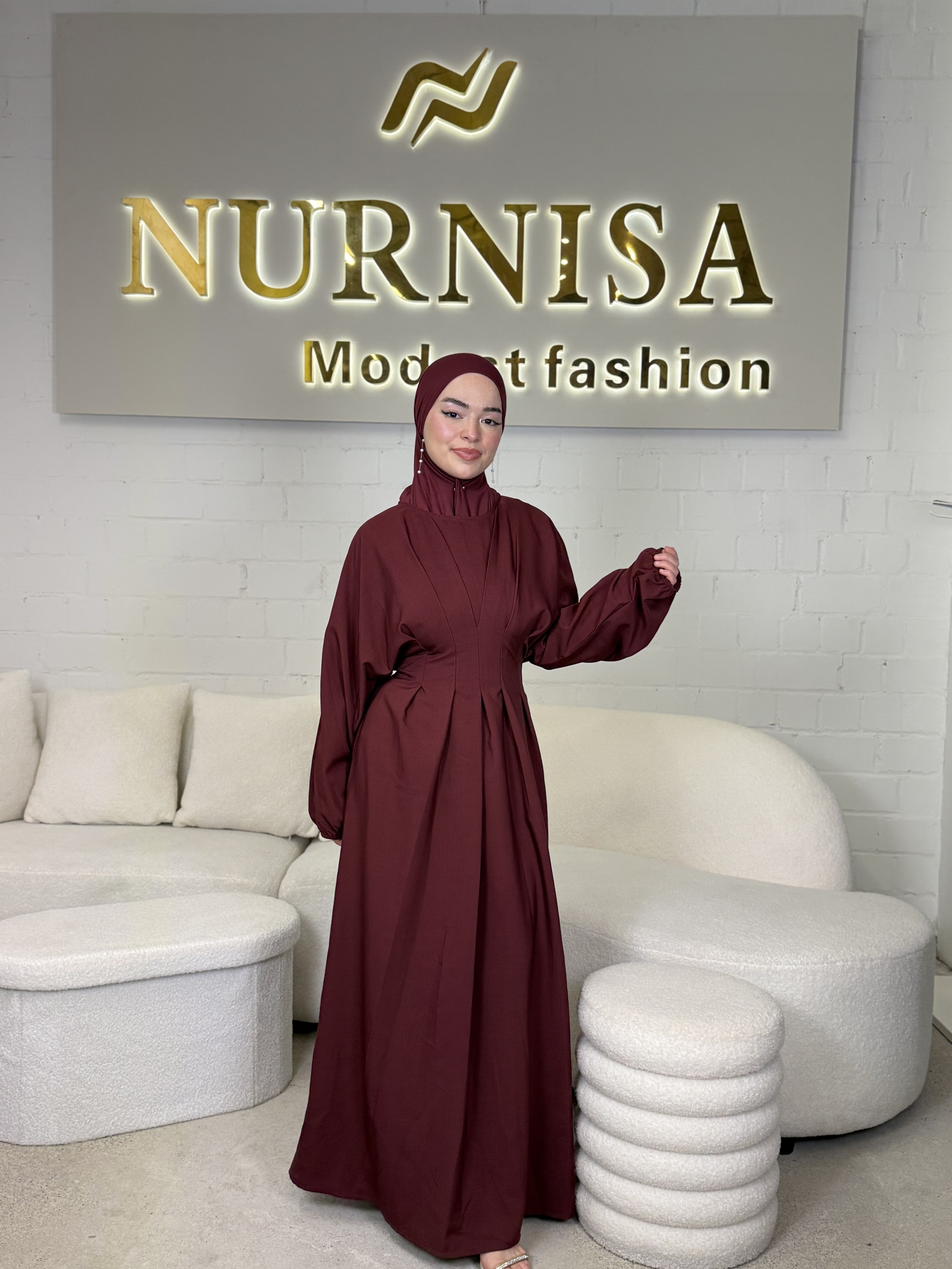 Elegant Flow Abaya
