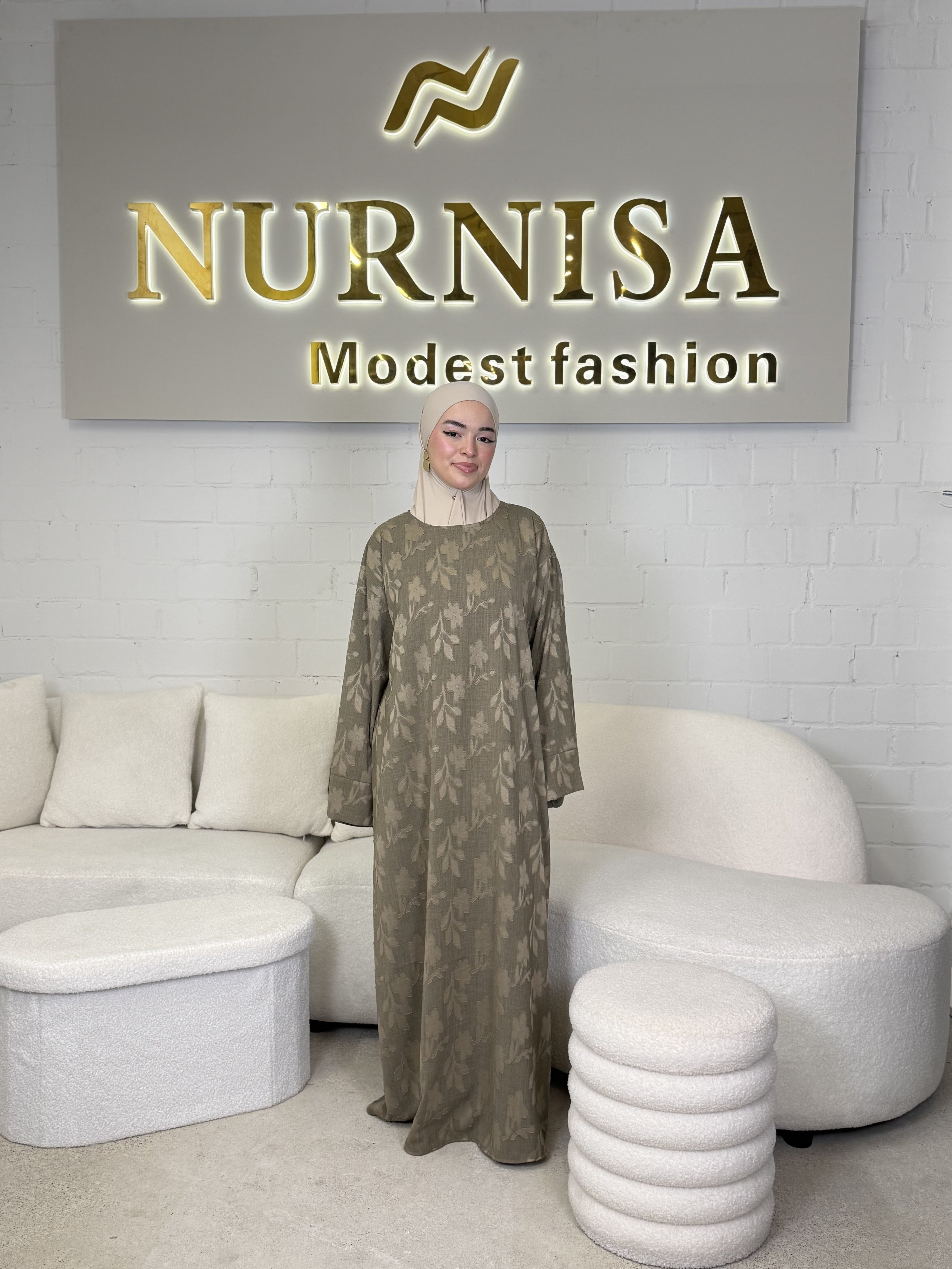 Bloom Elegance Abaya