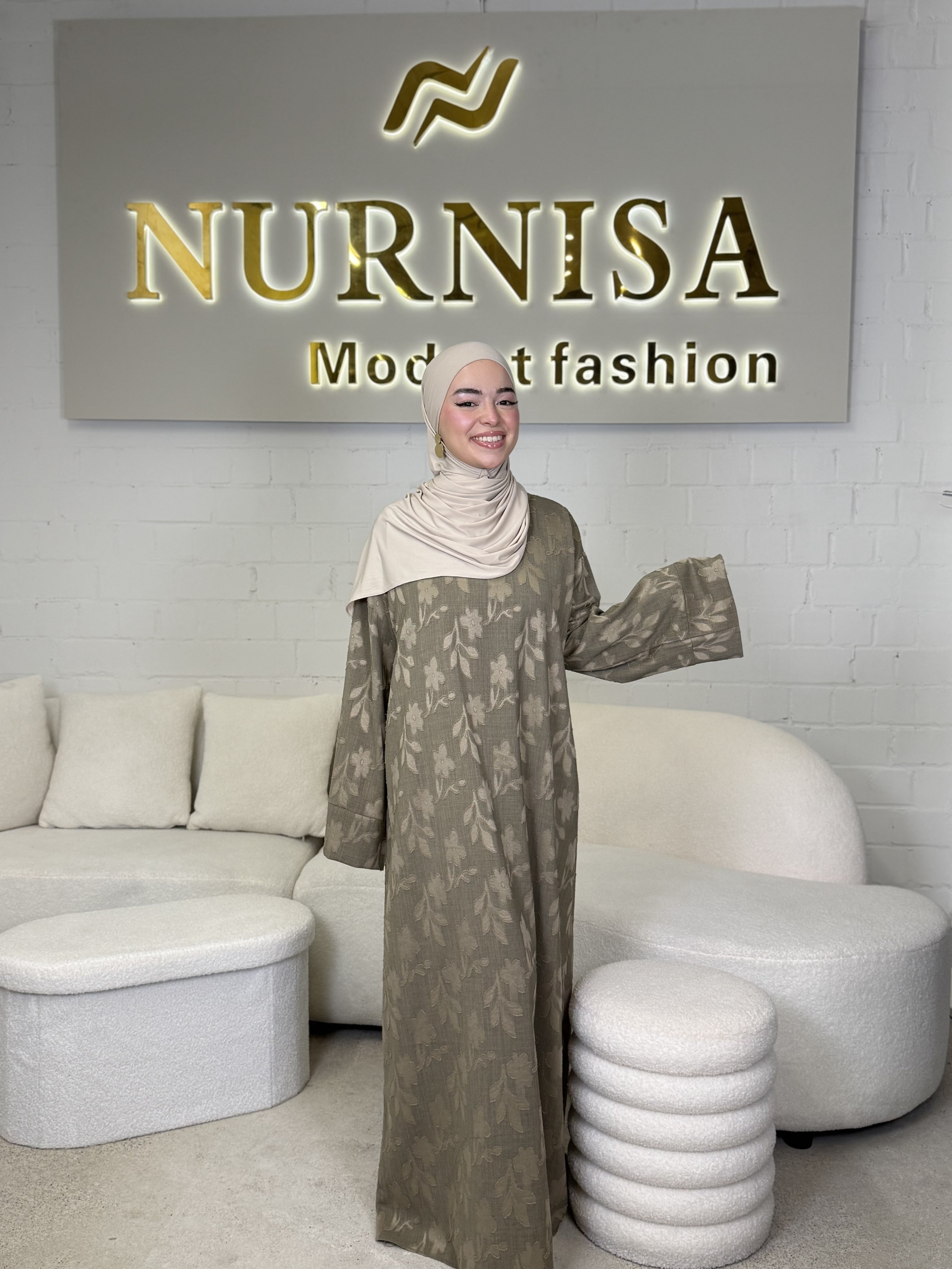Bloom Elegance Abaya