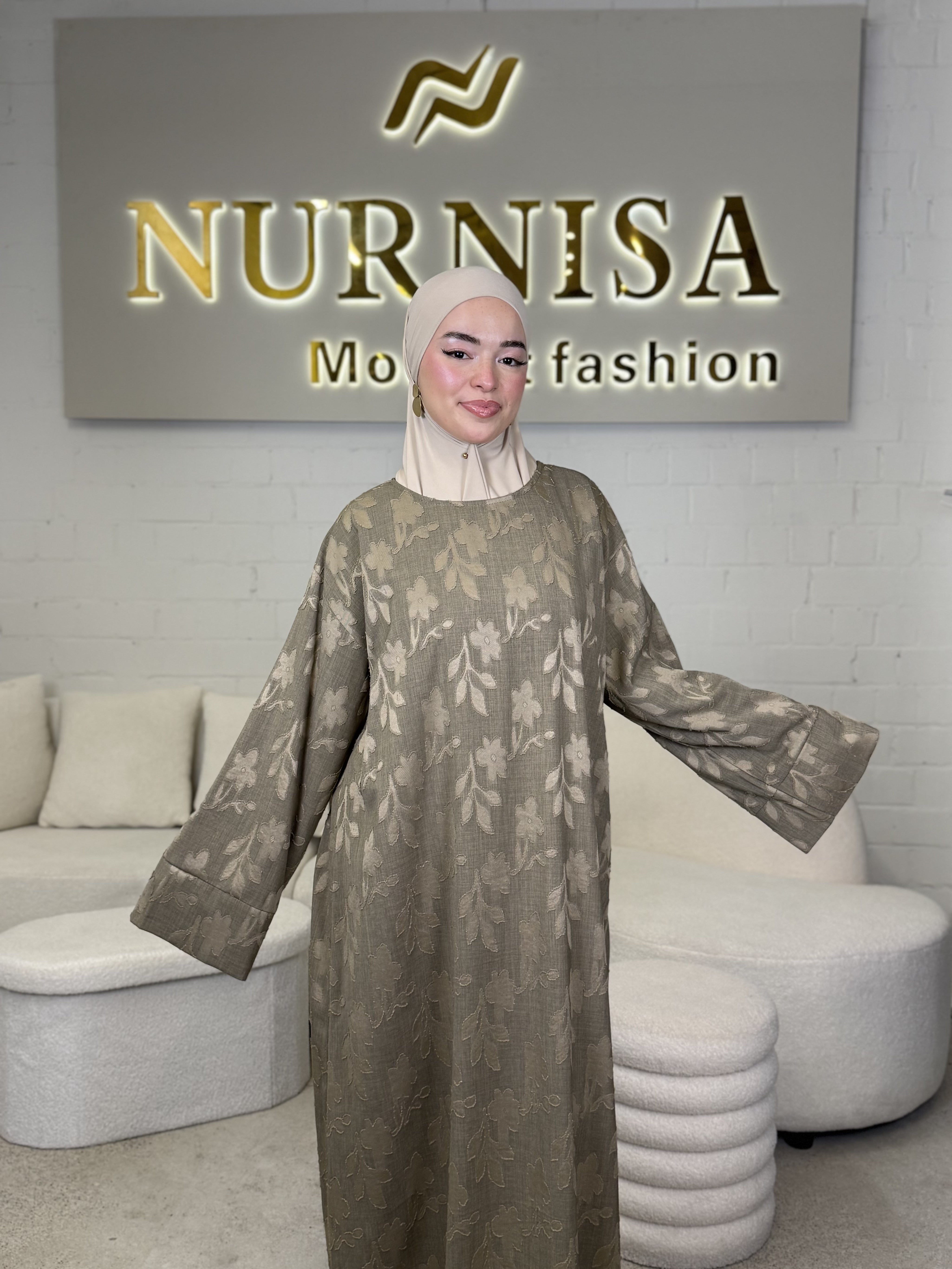 Bloom Elegance Abaya