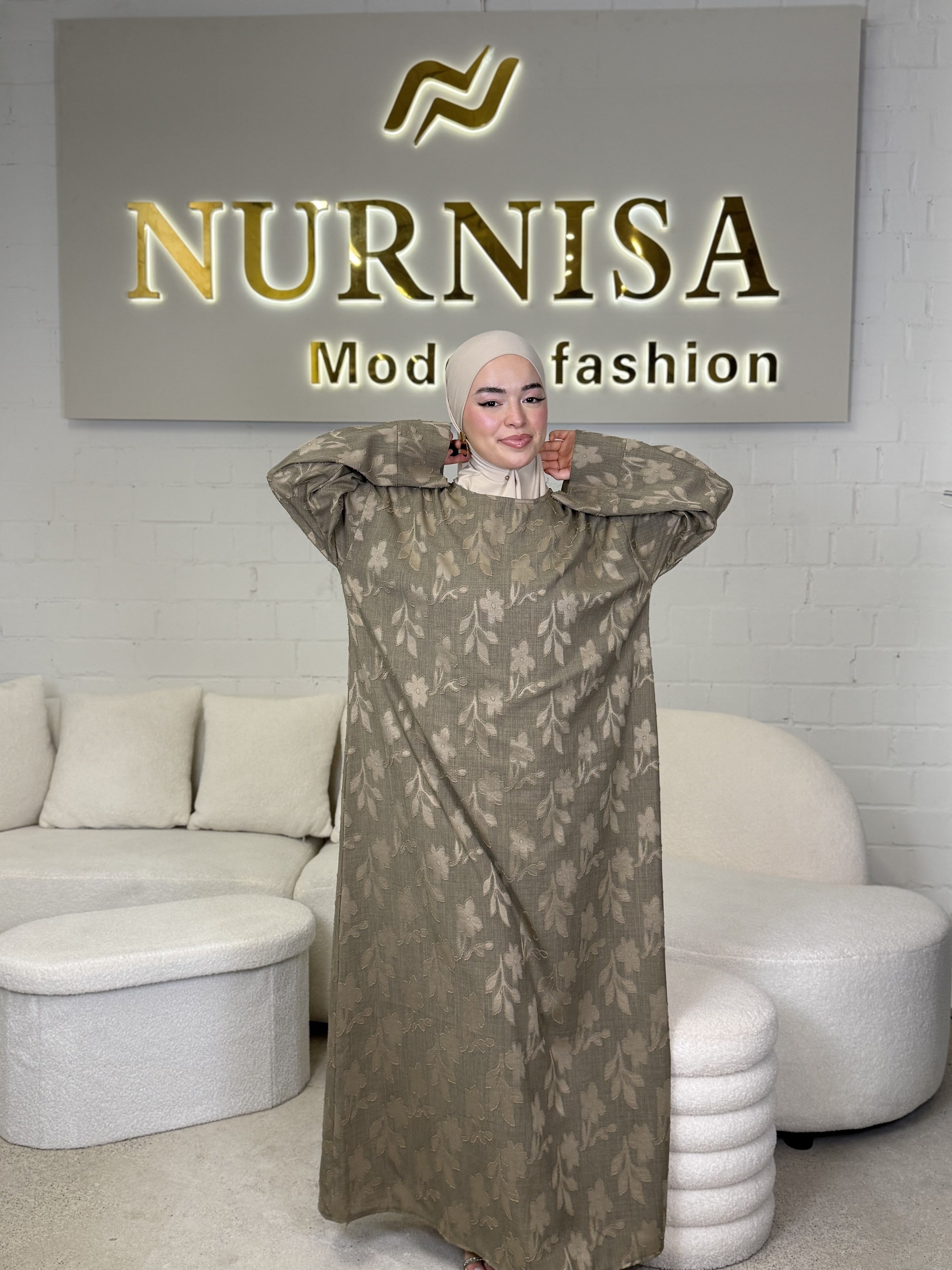 Bloom Elegance Abaya
