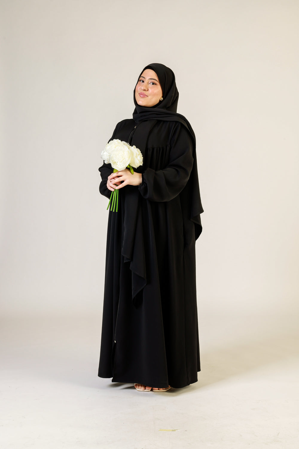 Ferace mit Reißverschluss und integriertem Hijab