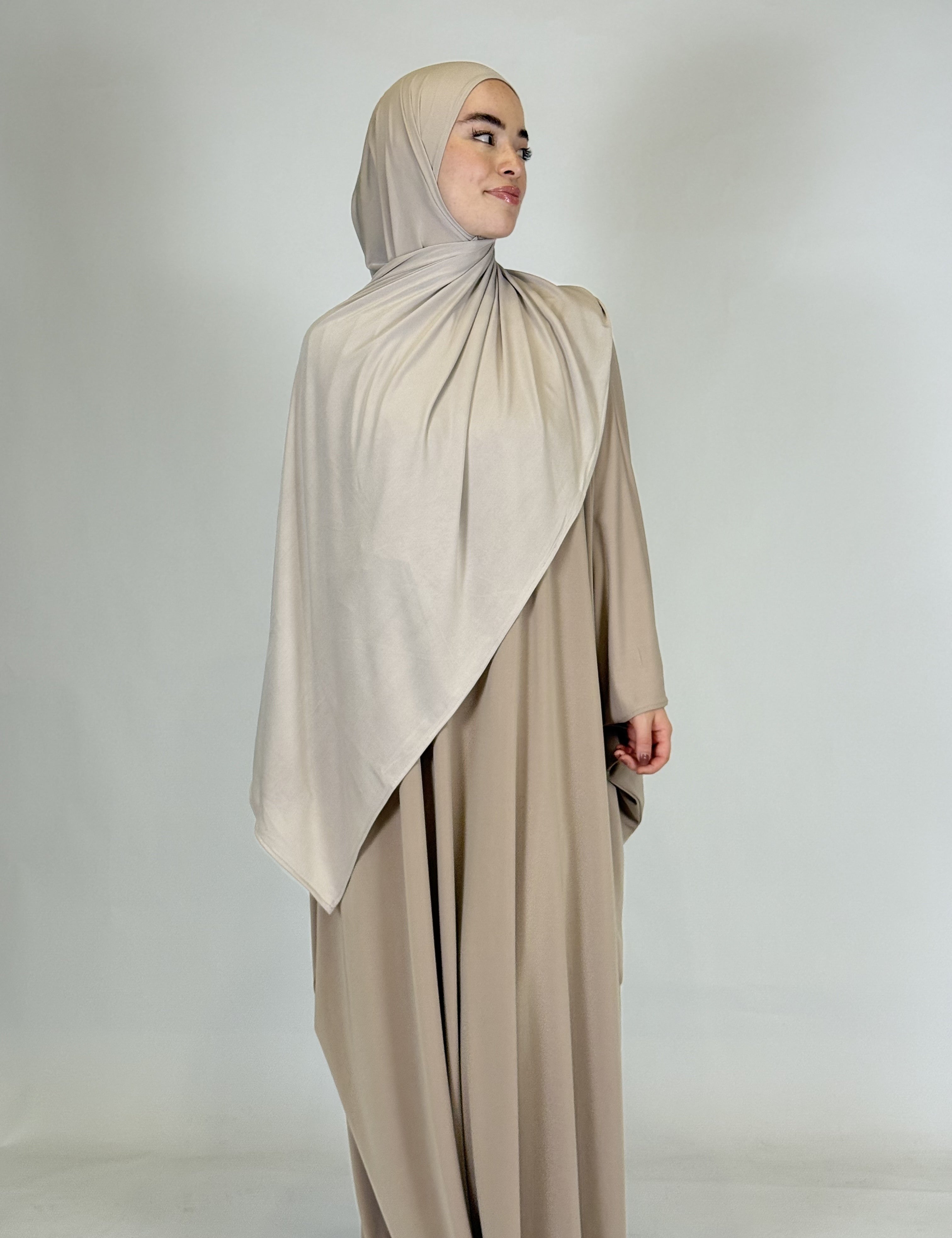 hijabsandybeige1.1.jpg