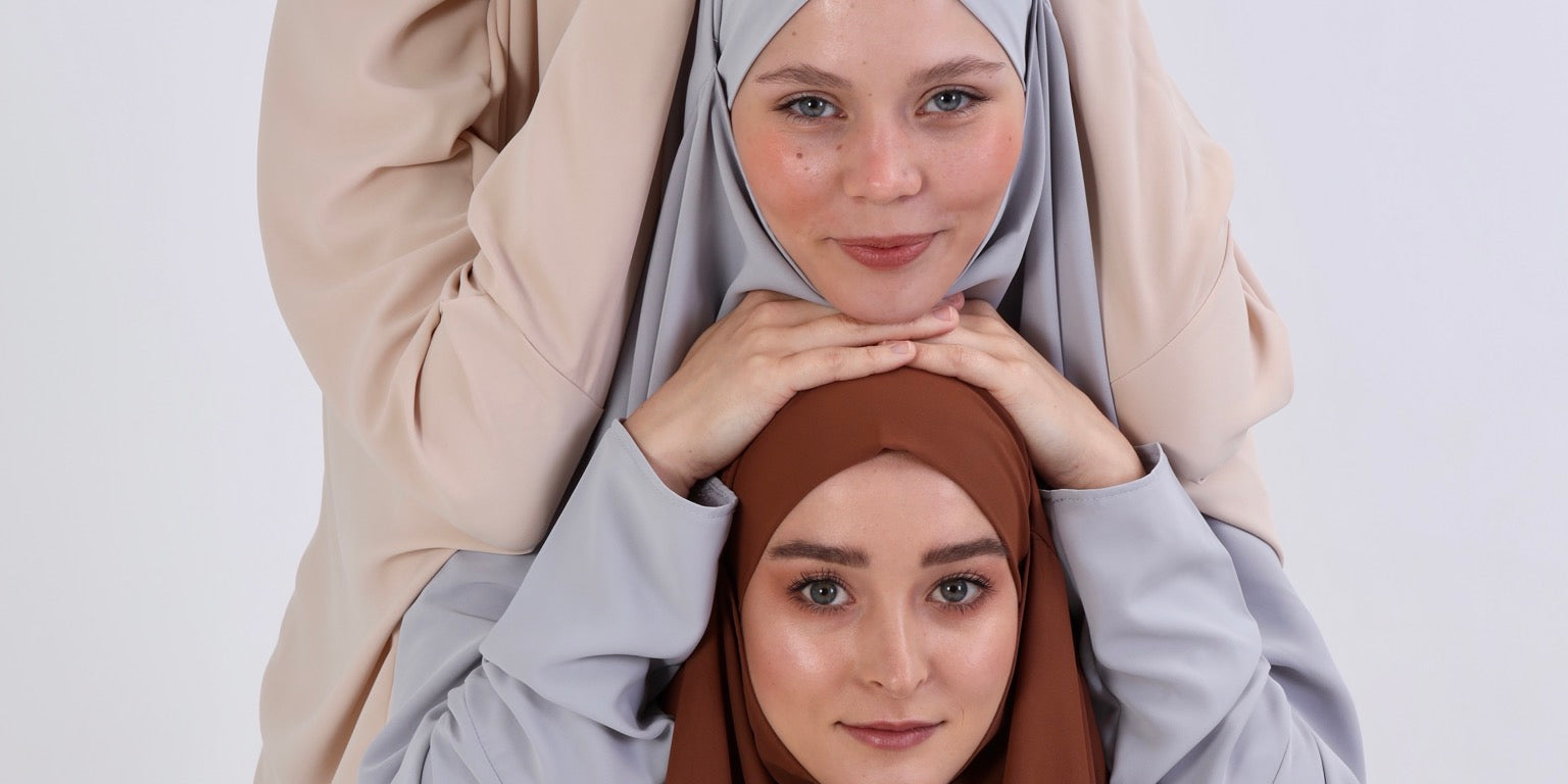 jilbab_zusammen_2_60bf4c3d-b8bf-4a59-8ba7-90792bb48077.jpg