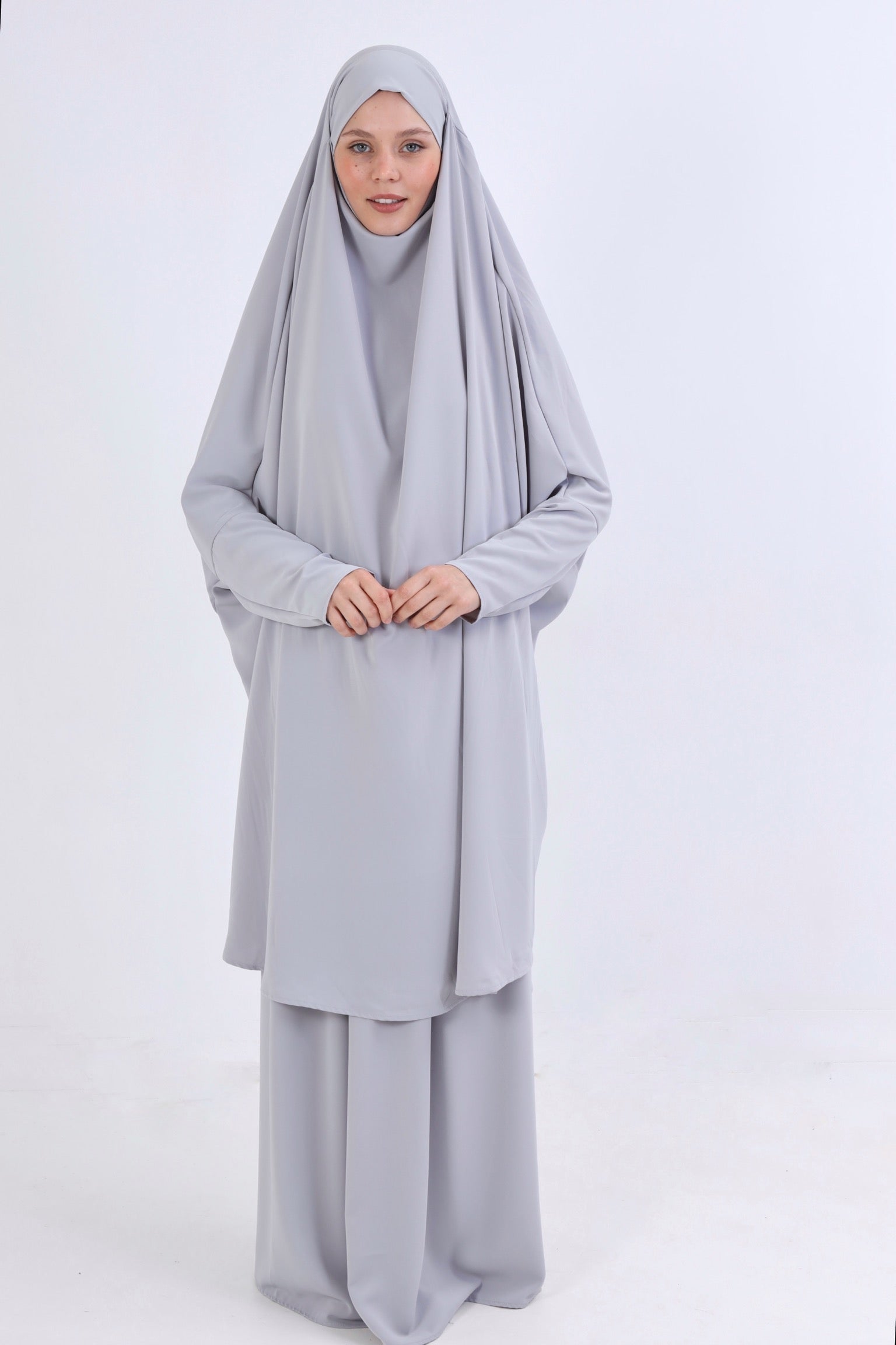 Zweiteiliger Jilbab, Medina