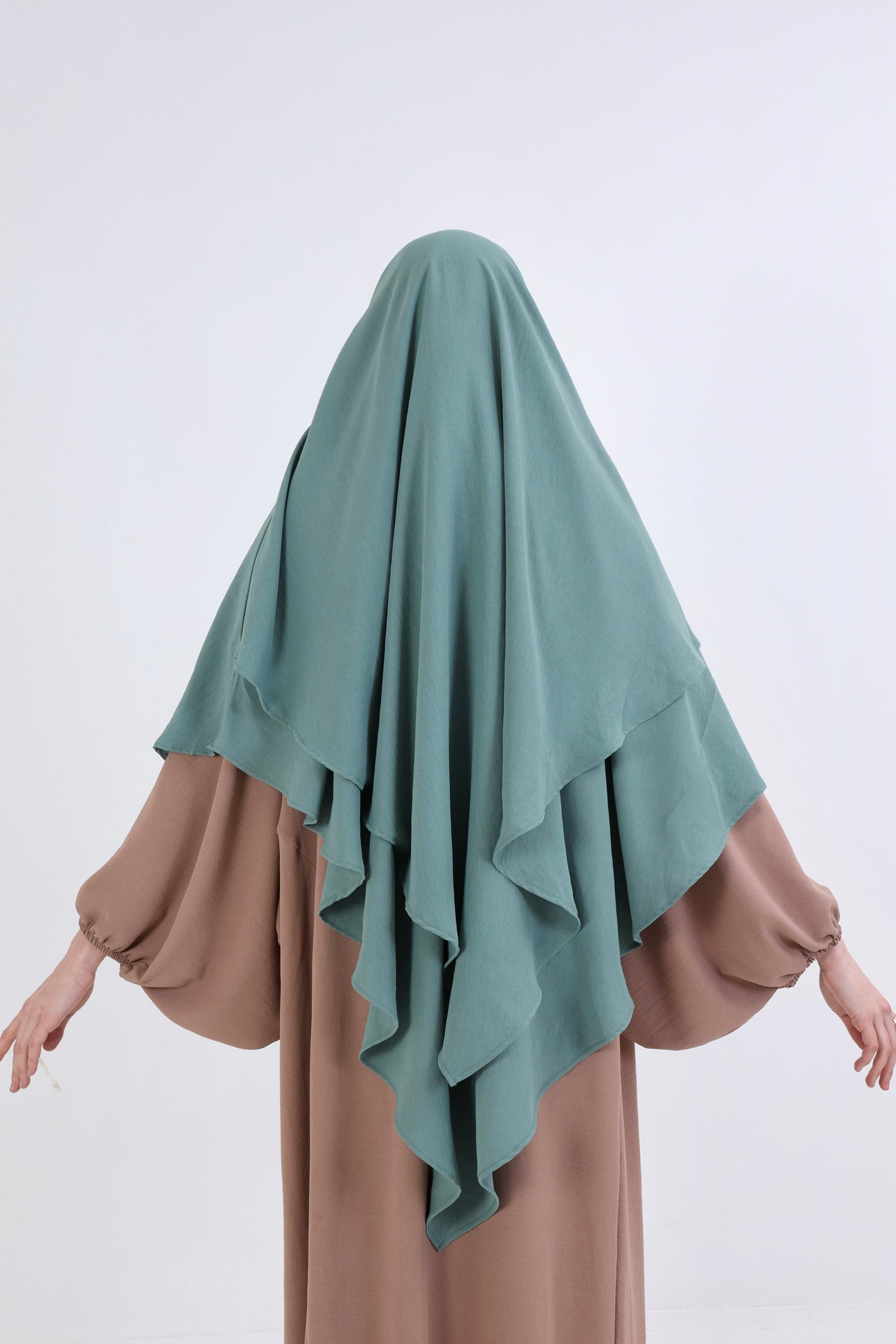 Abaya Nisa & Zweilagiger Khimar Set