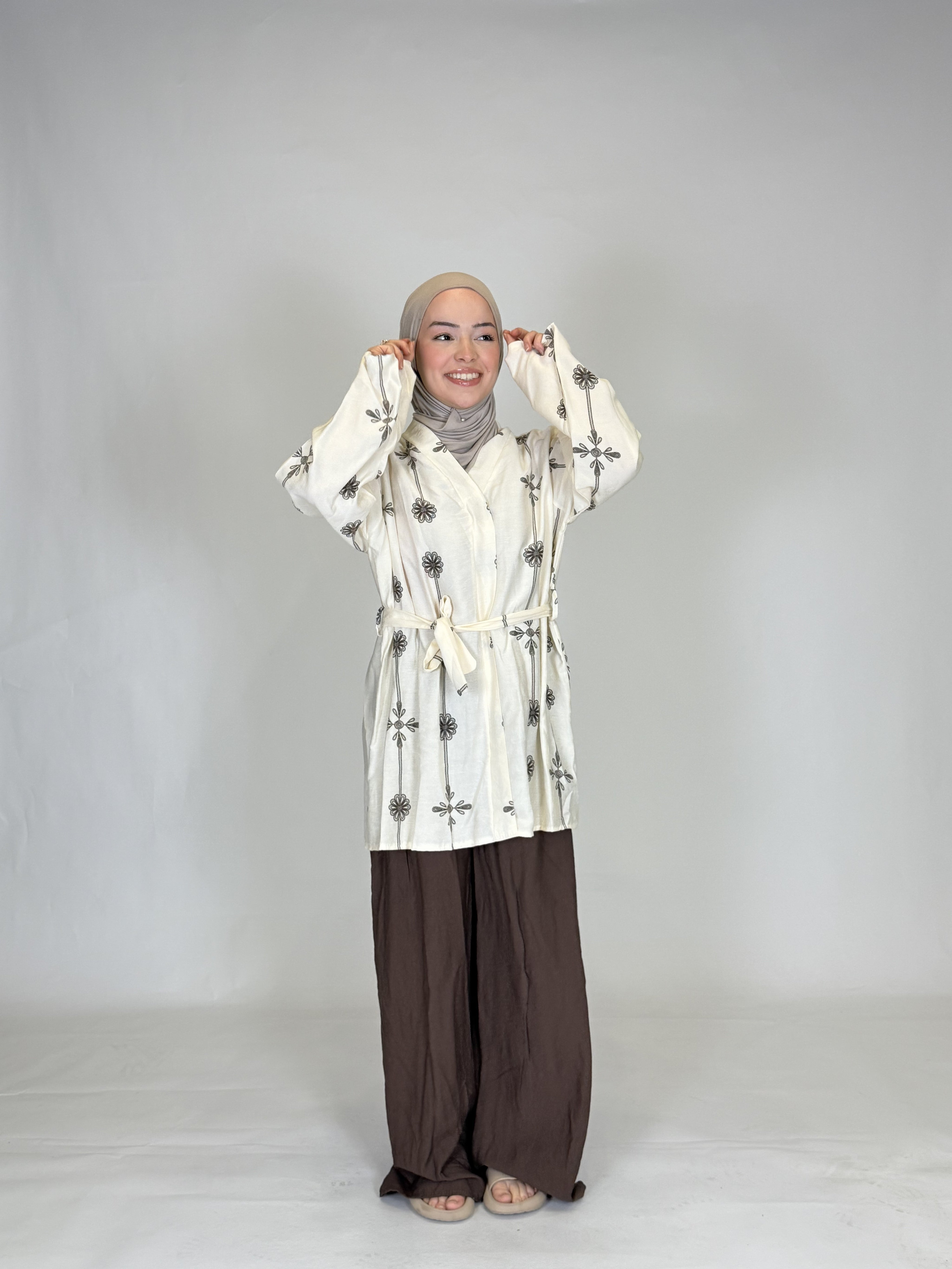 Zweiteiler aus Leinen mit Hose