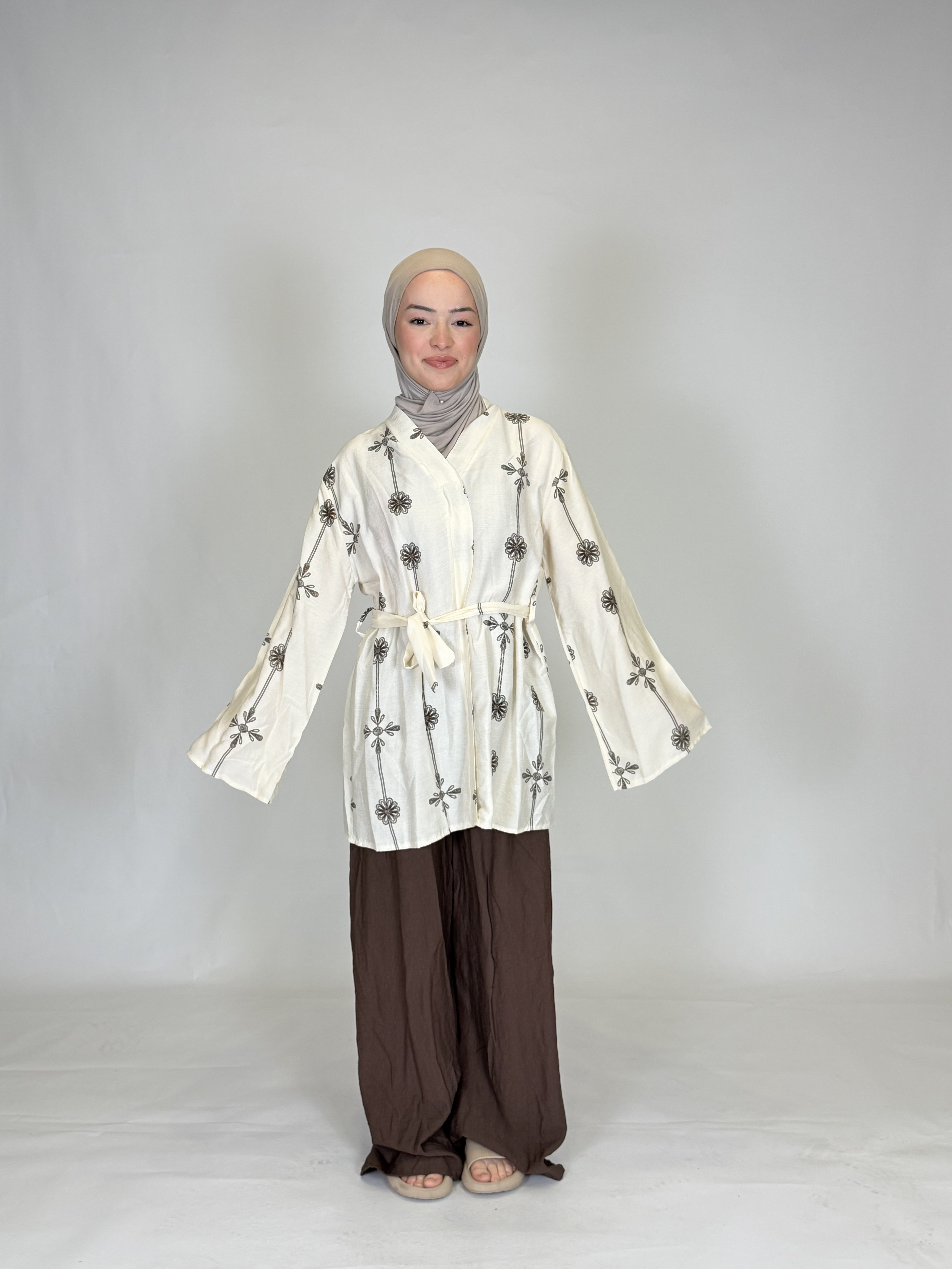 Zweiteiler aus Leinen mit Hose