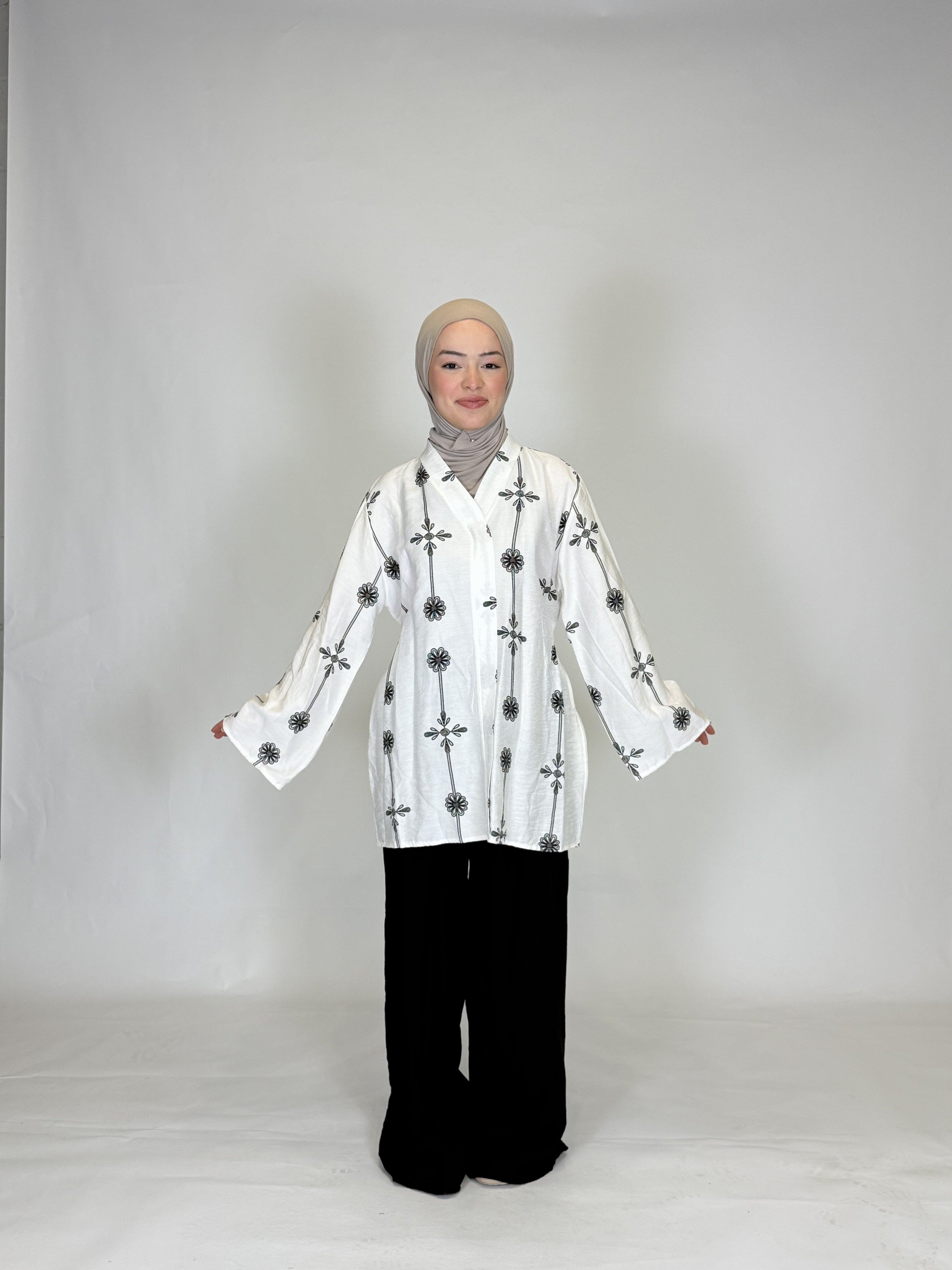 Zweiteiler aus Leinen mit Hose