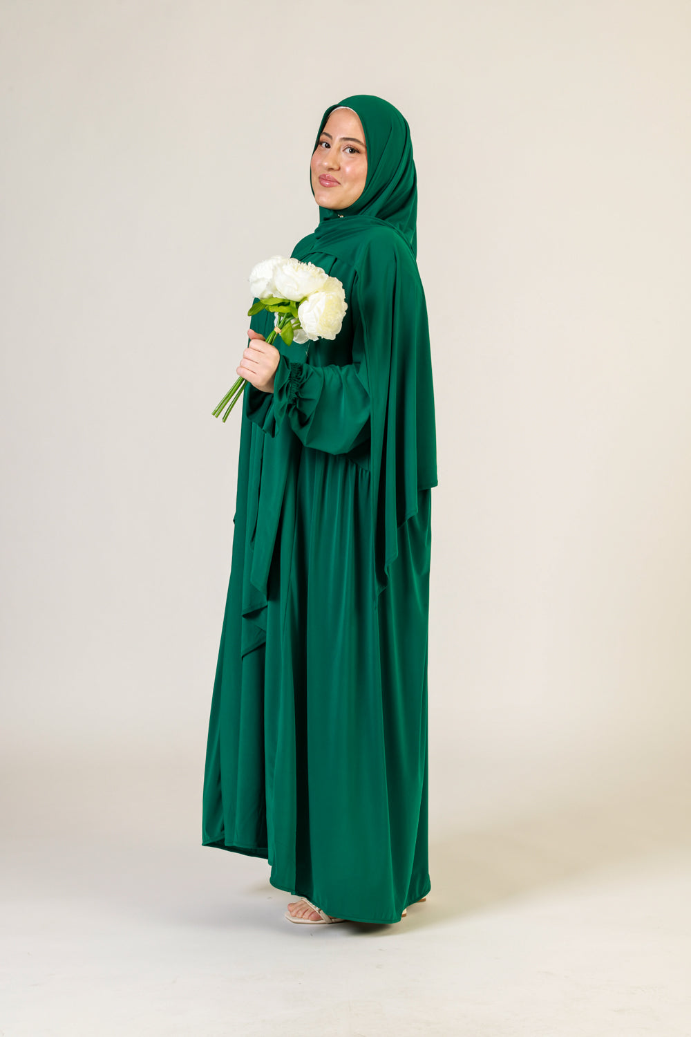 Abaya Nur mit integriertem Hijab, Sandy
