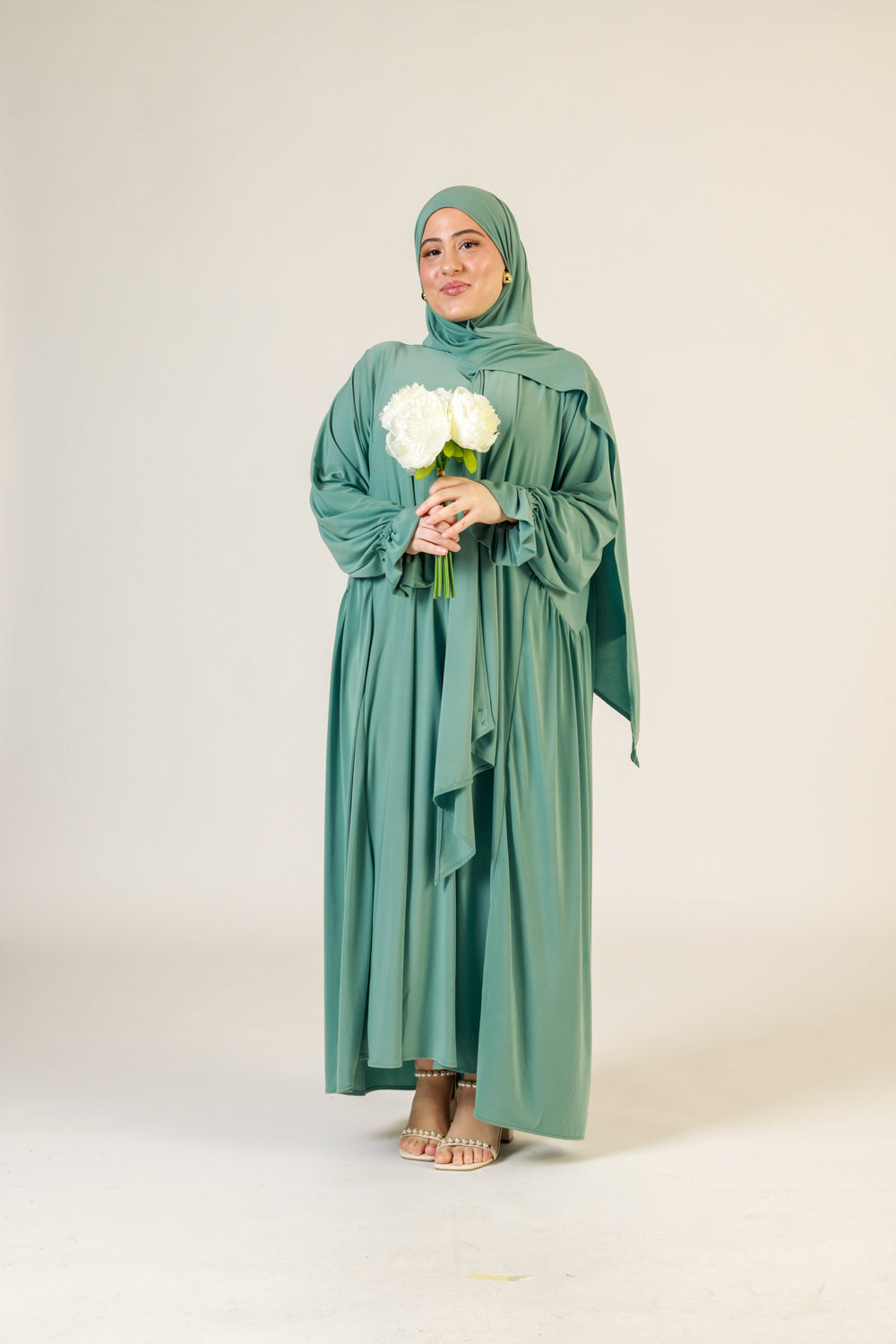 Abaya Nur mit integriertem Hijab, Sandy