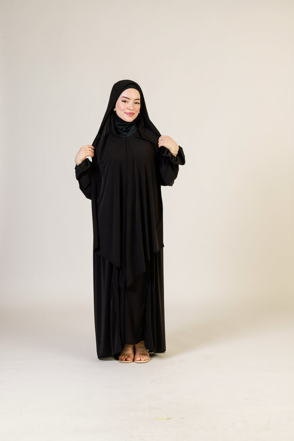 Abaya Nur mit integriertem Hijab, Sandy