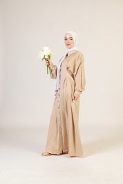 Satin Kleid mit Knöpfe