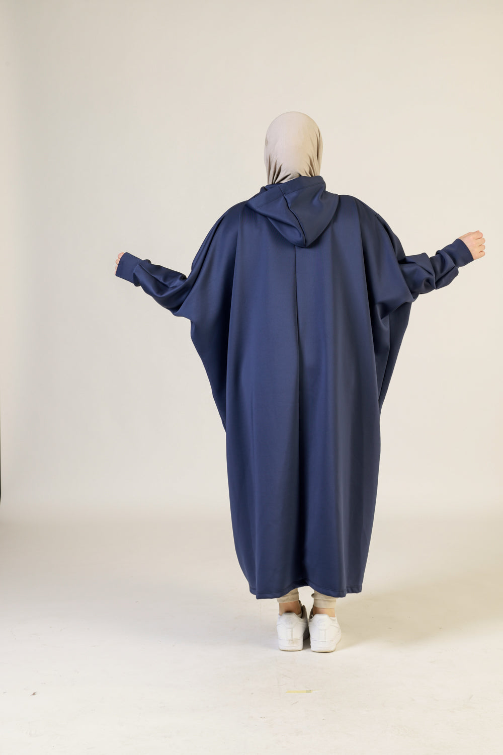 Hoodie Abaya, Scupa