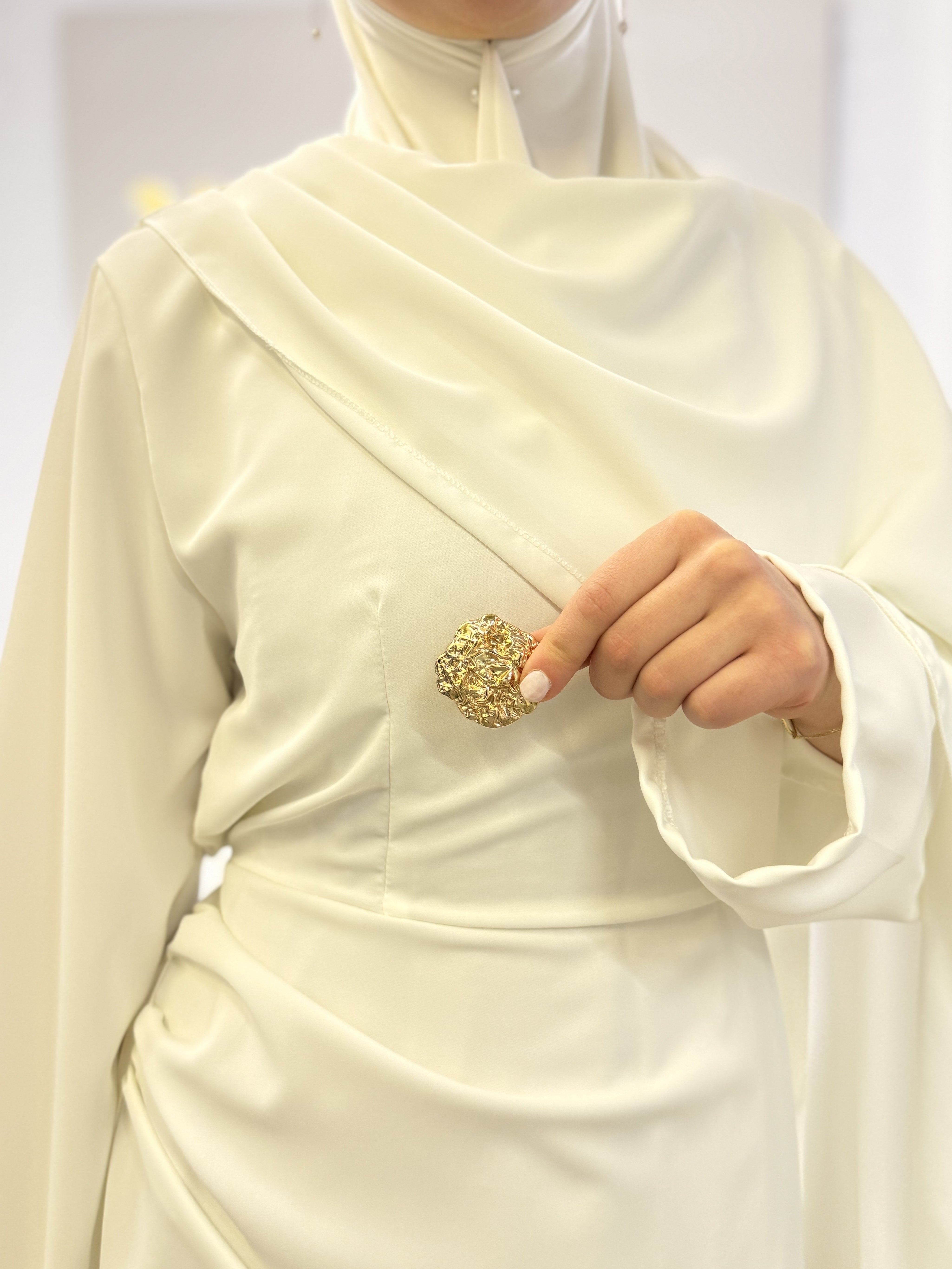 Abaya Kleid mit seitlicher Schleppe