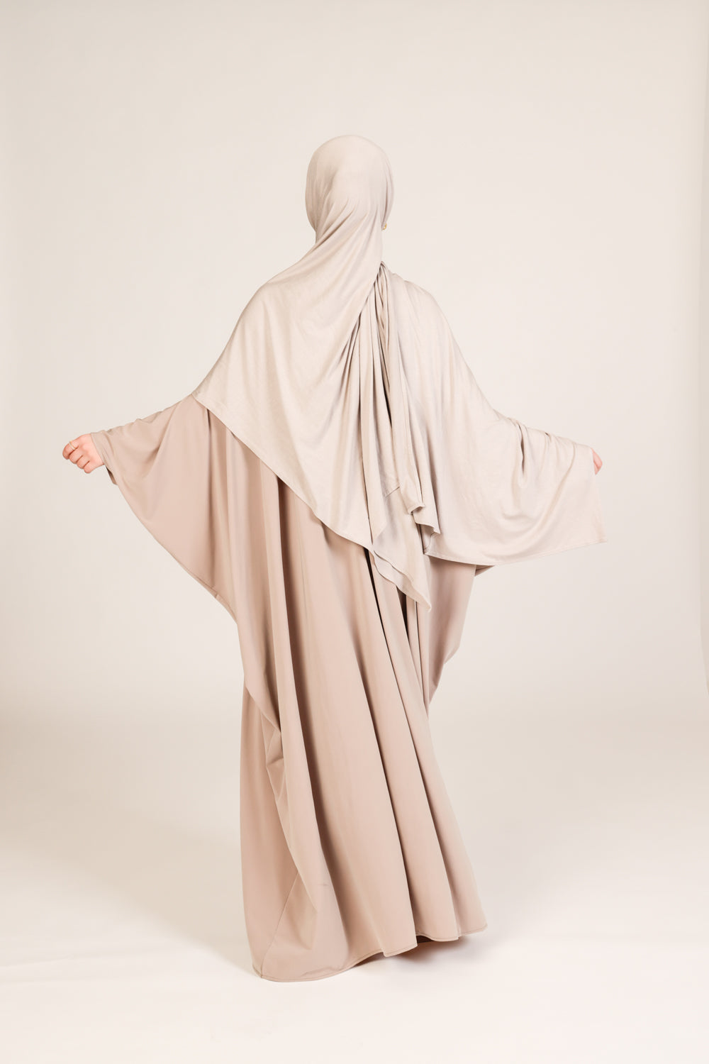 Abaya - Zain , Sandy