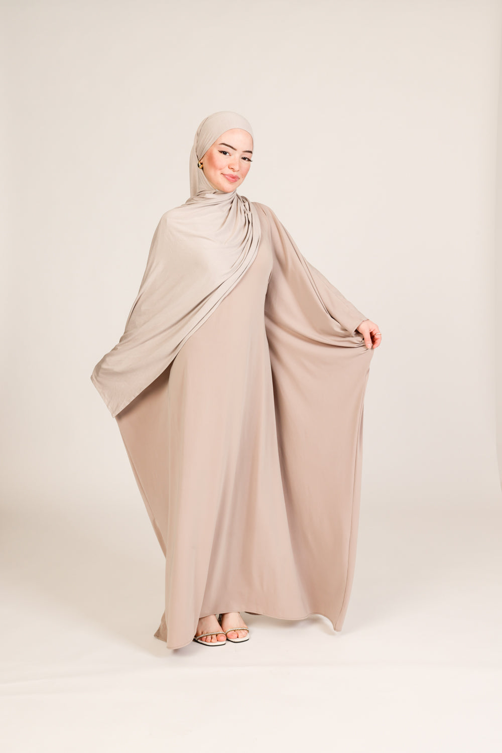 Abaya - Zain , Sandy