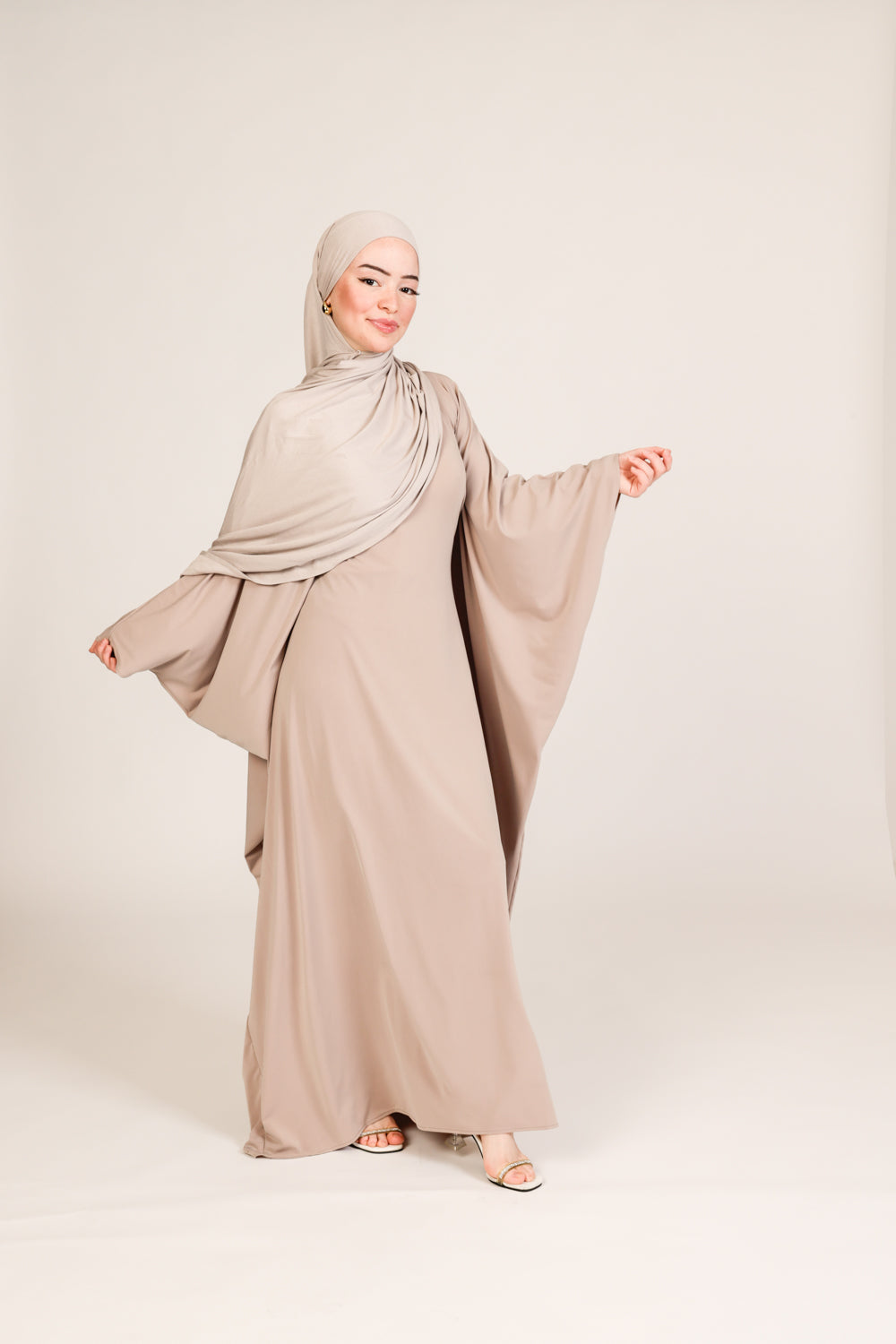 Abaya - Zain , Sandy